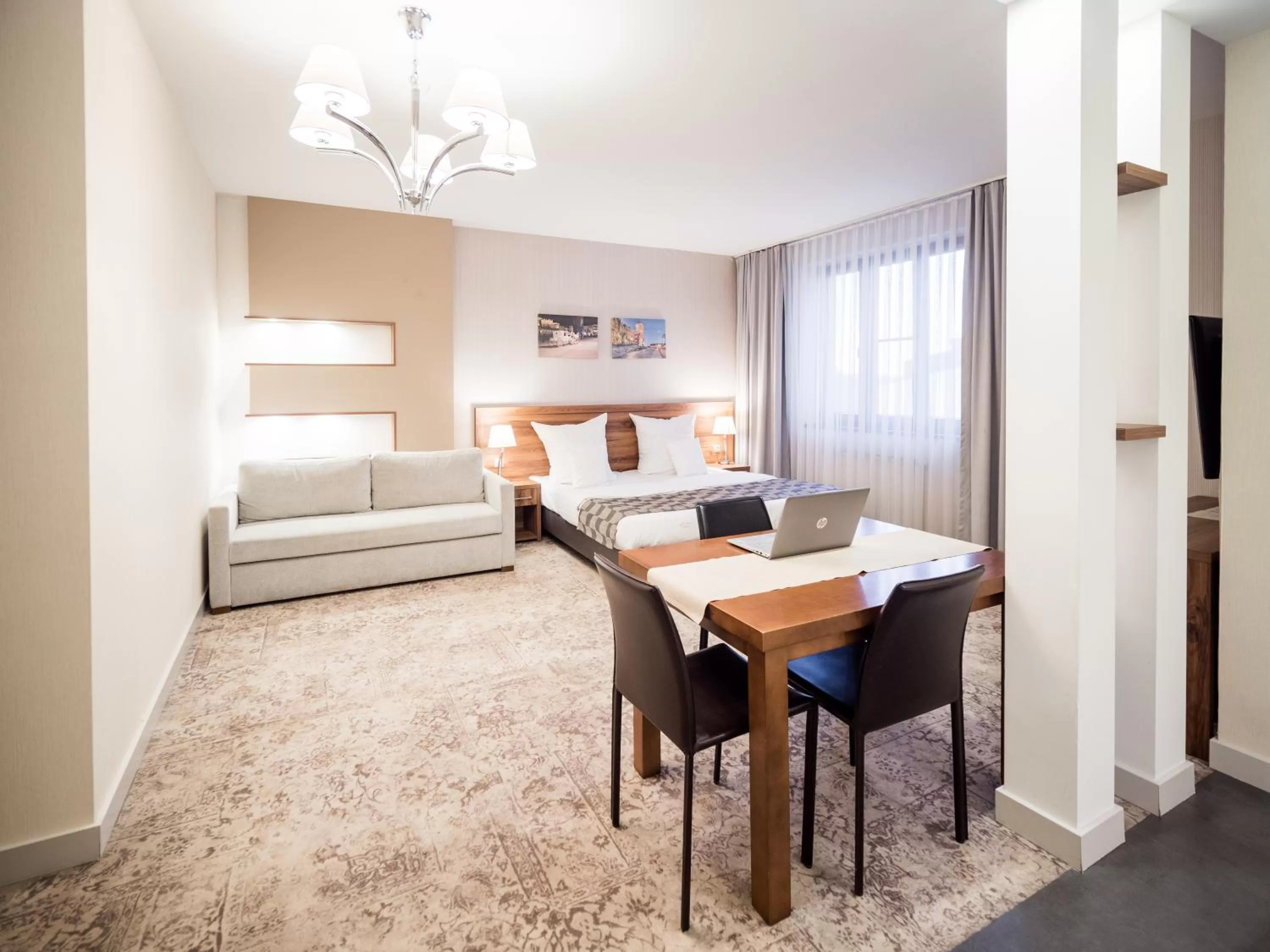 Bedroom, Bed in Hotel Miodowa