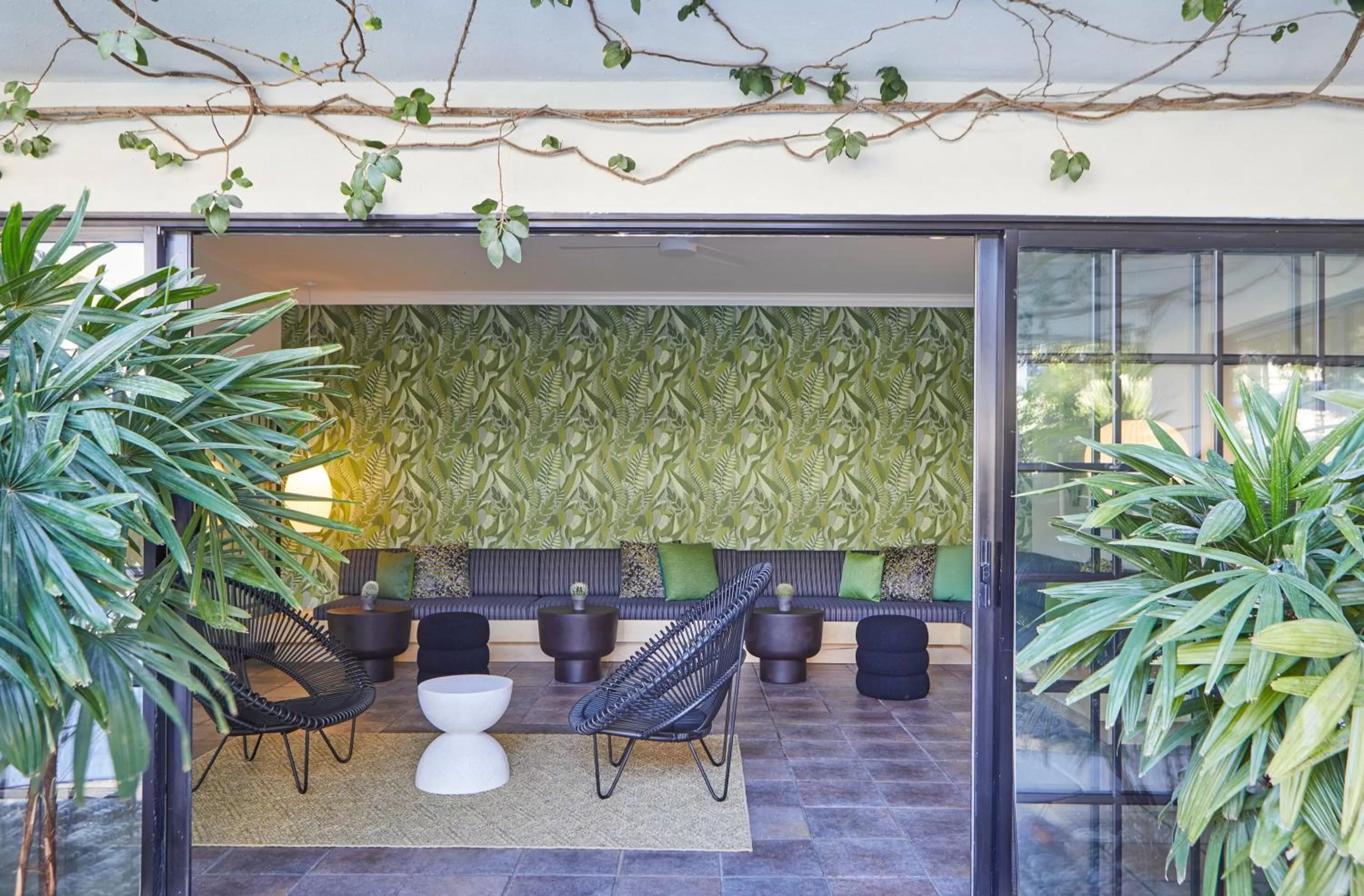 Lounge or bar in Descanso Resort, A Men's Resort