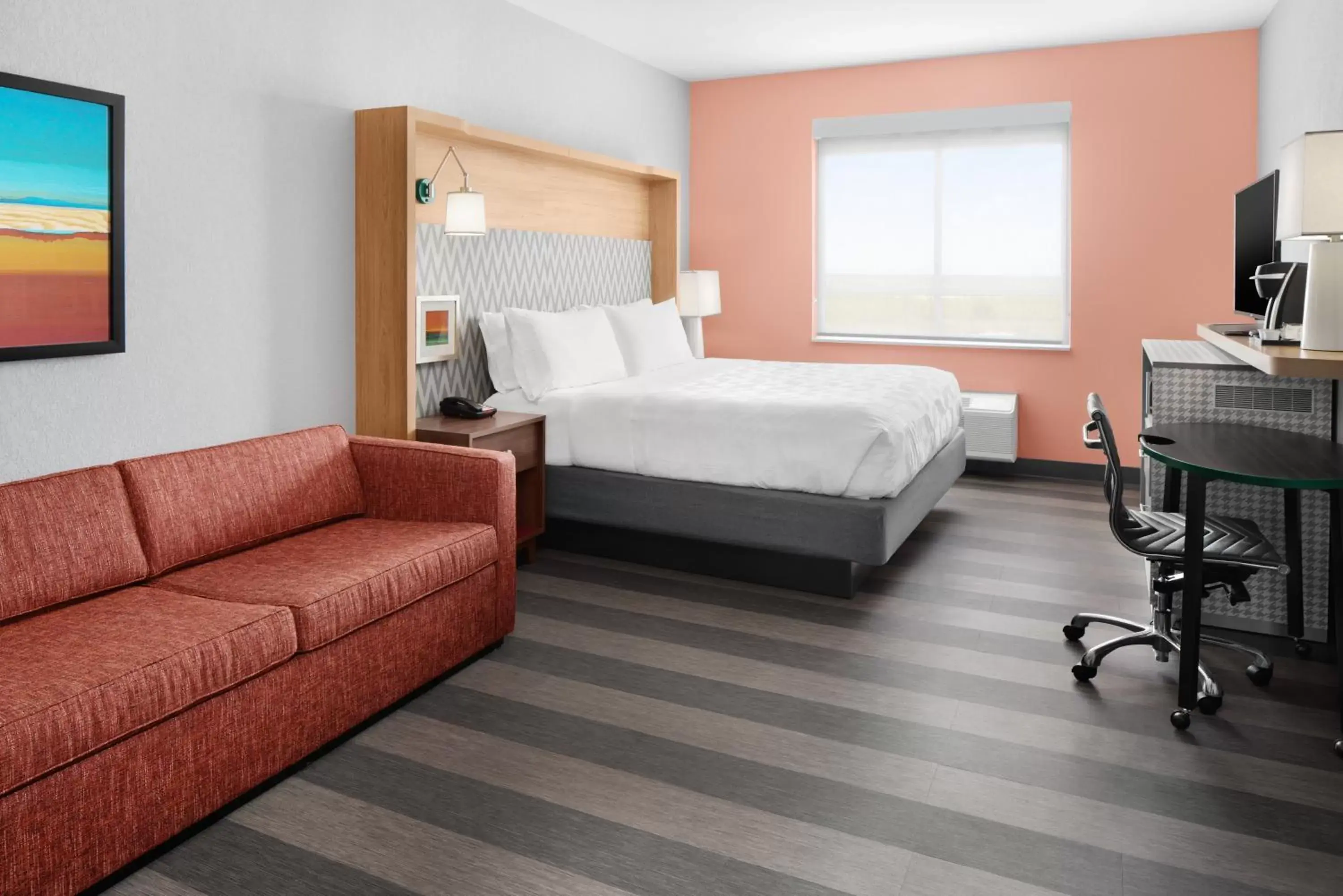 Executive King Room - Non-Smoking in Holiday Inn Odessa, an IHG Hotel Executive King Room - Non-Smoking in Holiday Inn Odessa, an IHG Hotel