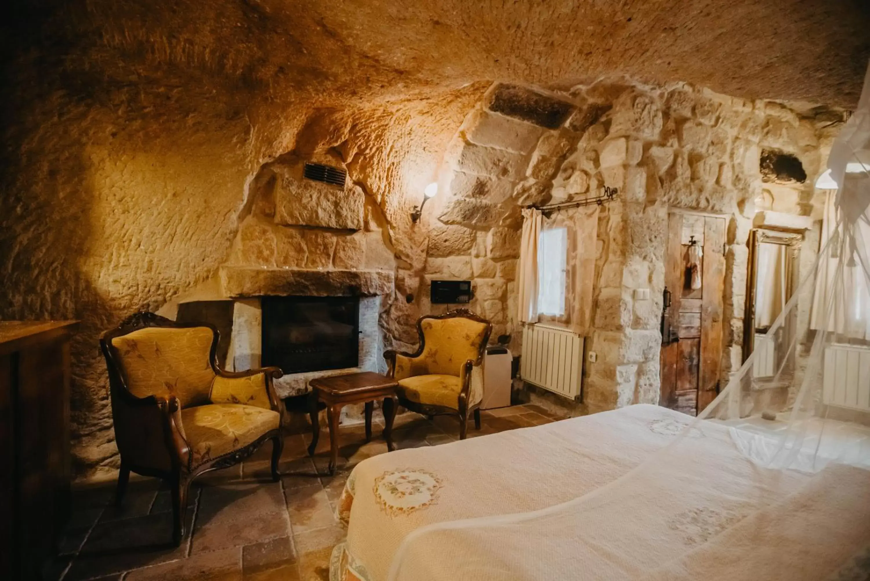 Seating area in Melekler Evi Cave Hotel