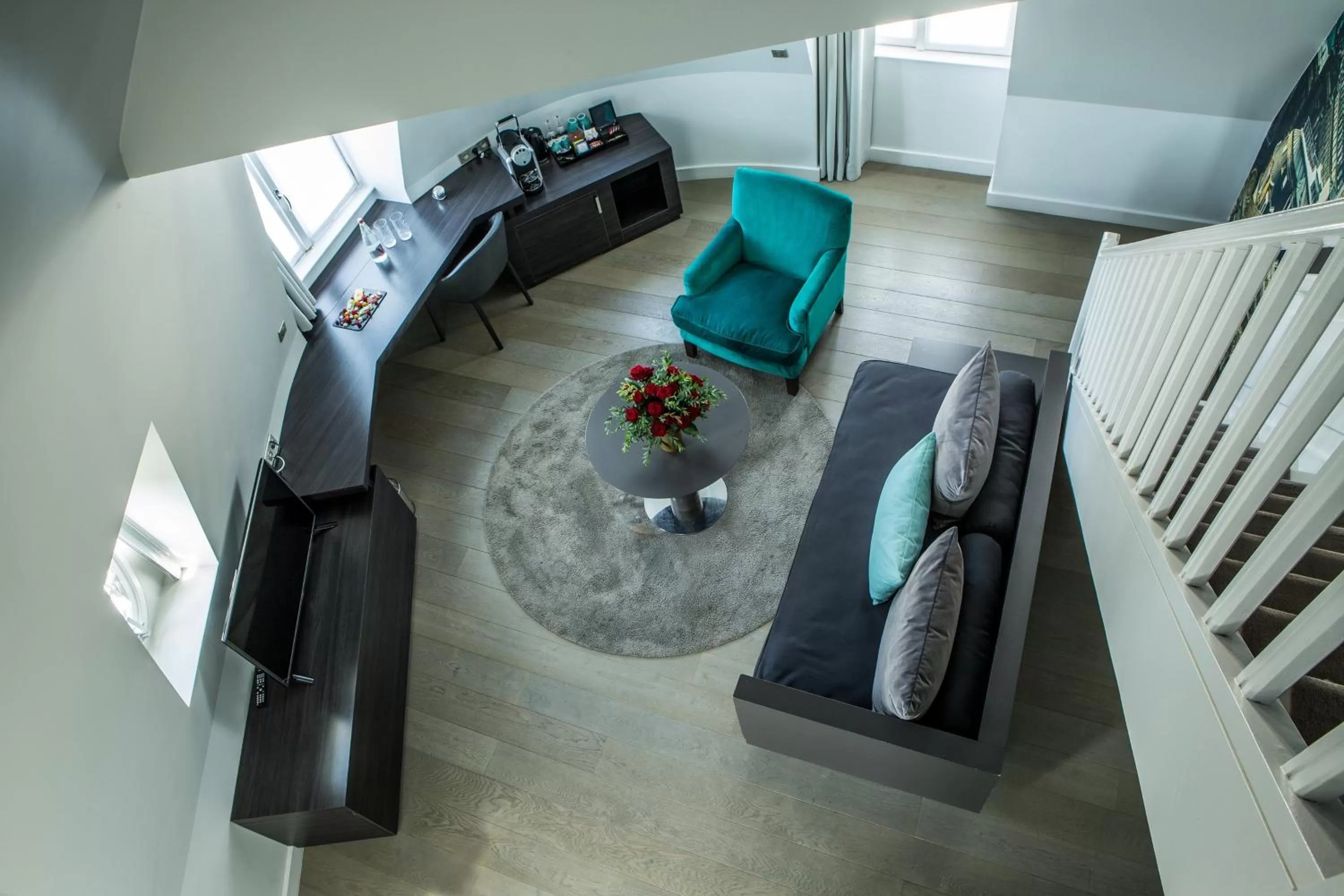 Photo of the whole room in Hotel Indigo Paris - Opera by IHG