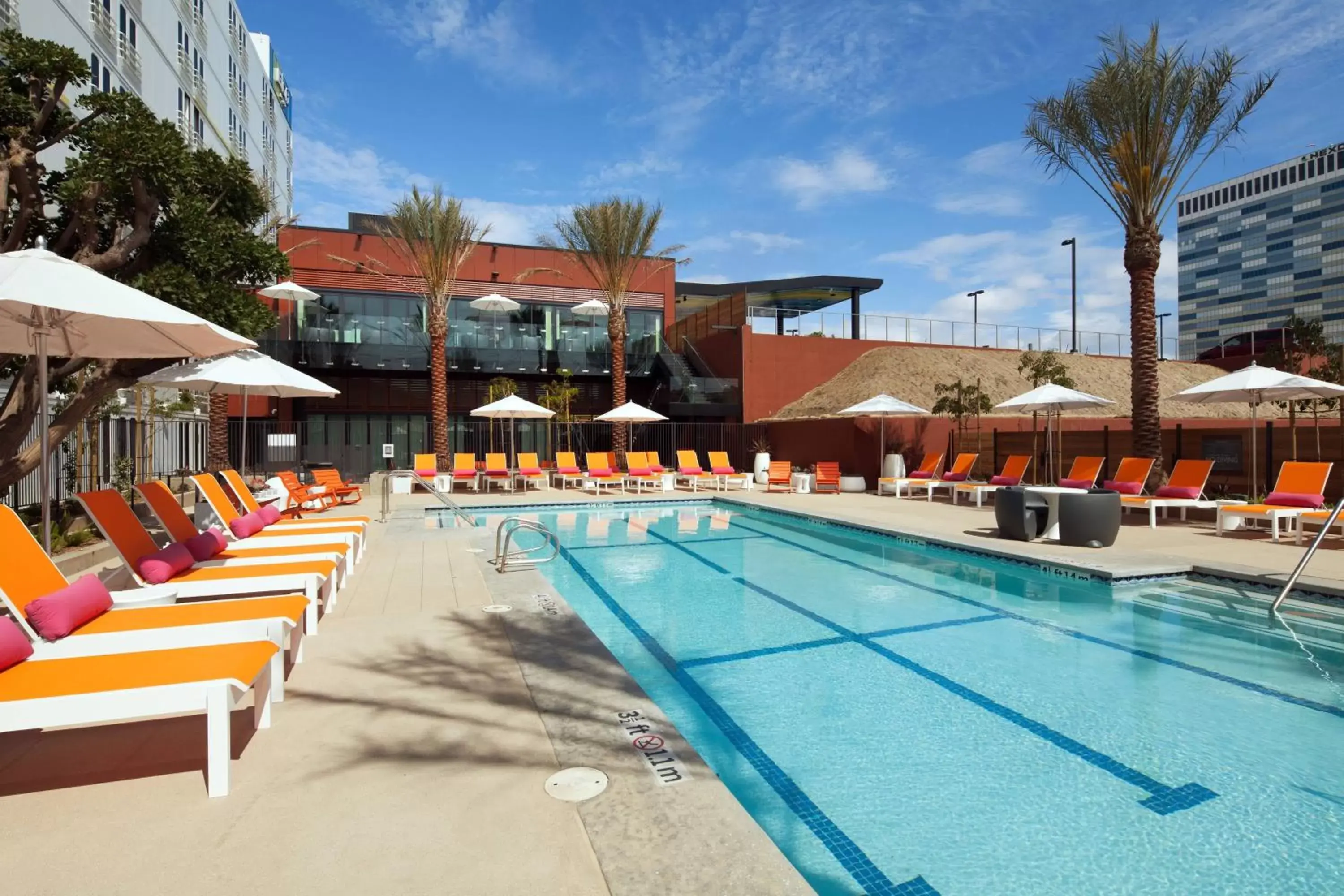 Fitness centre/facilities, Swimming Pool in Aloft El Segundo - Los Angeles Airport