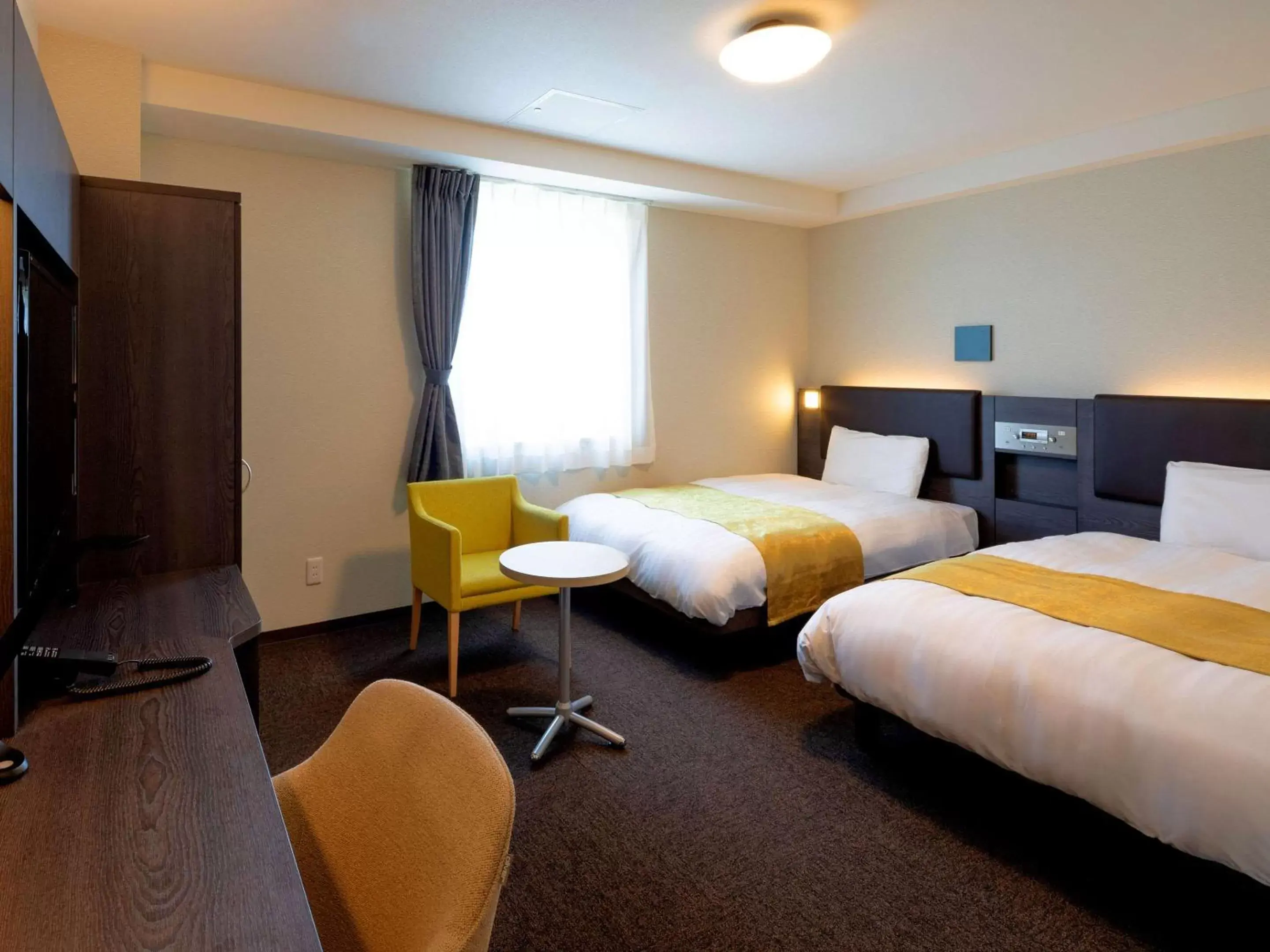 Bedroom, Bed in Comfort Hotel Ise