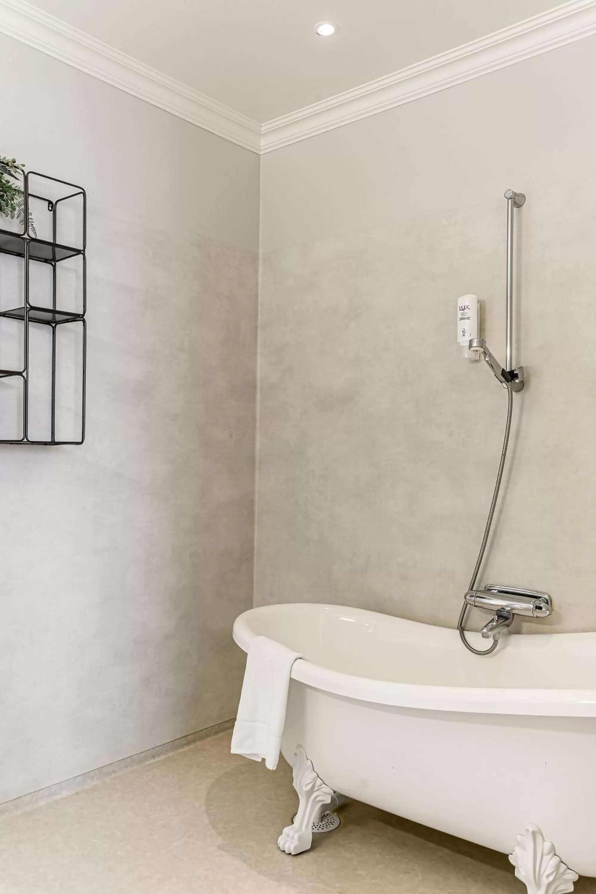 Bathroom in Sunlight Hotel Conference & Spa