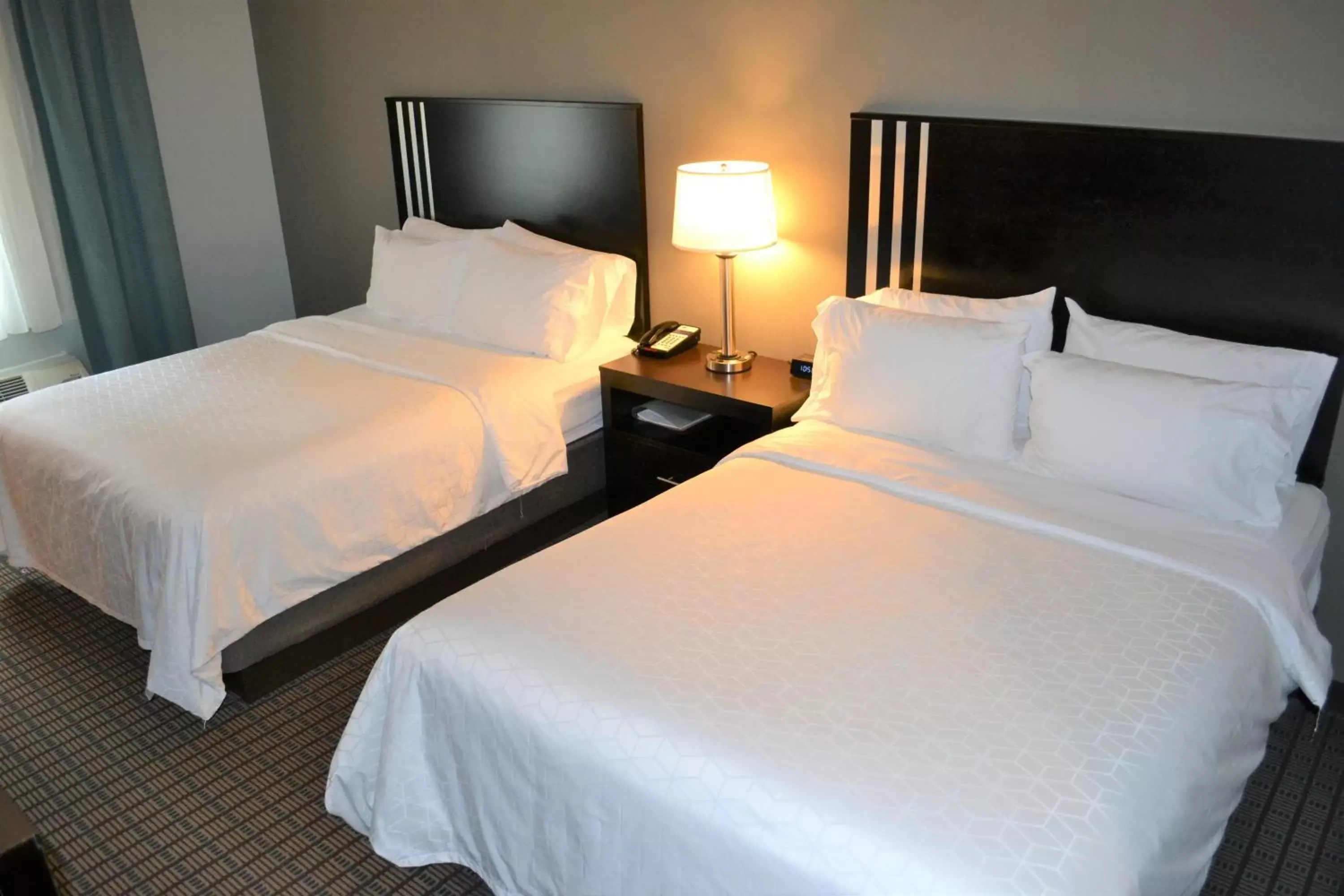 Photo of the whole room, Bed in Holiday Inn Express Selinsgrove, an IHG Hotel