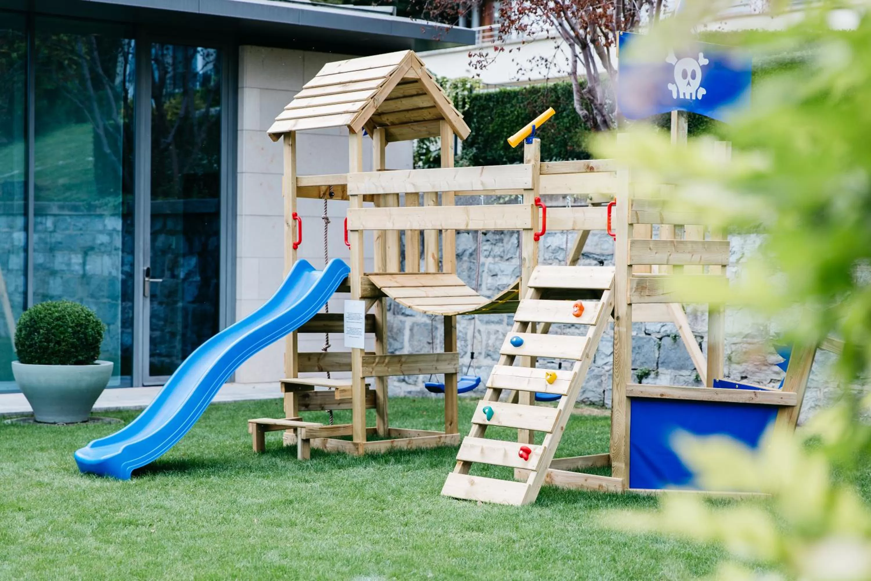 Children play ground in Hotel Angleterre