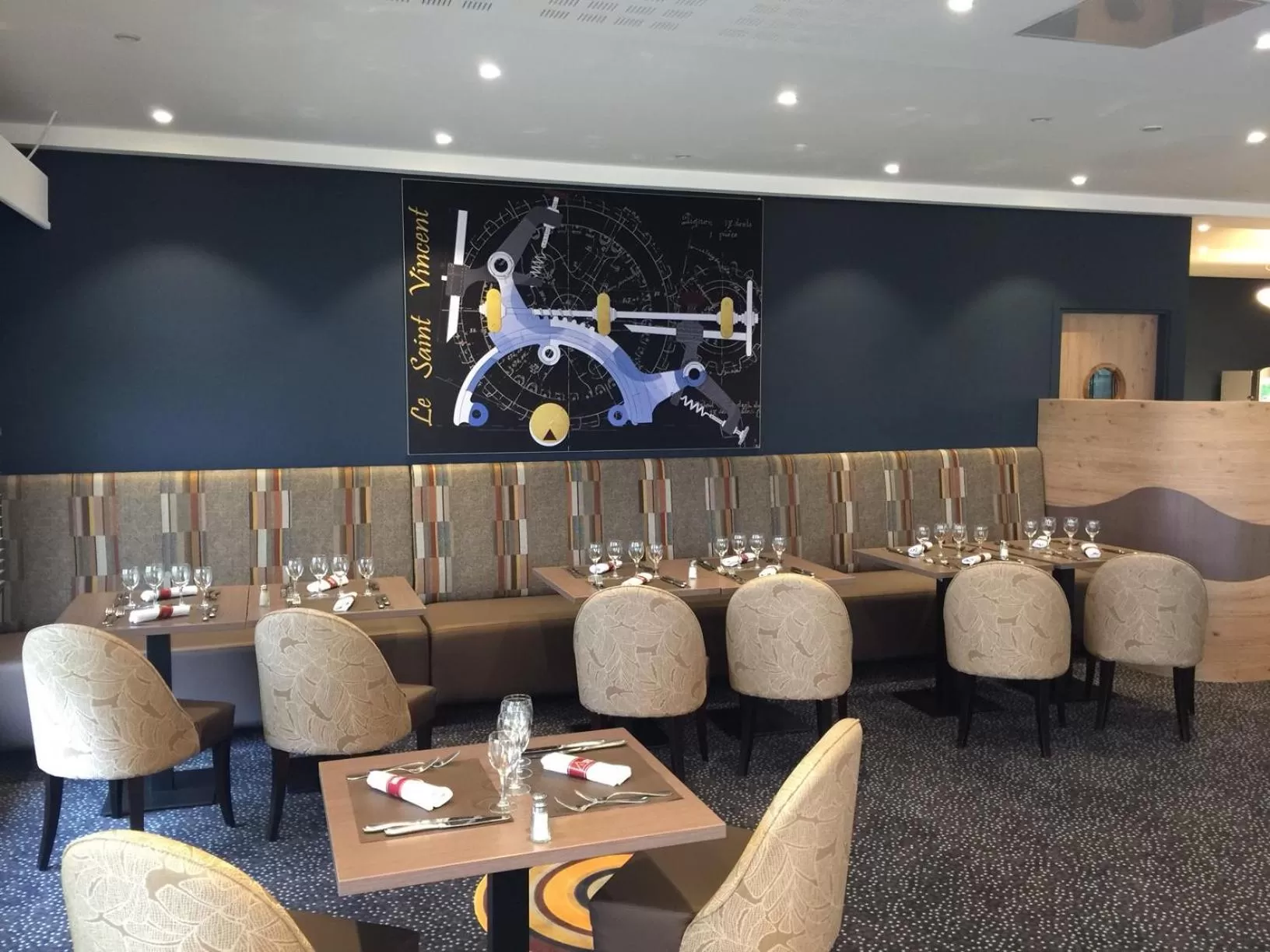 Restaurant/places to eat in Hostellerie Saint Vincent Beauvais Aeroport