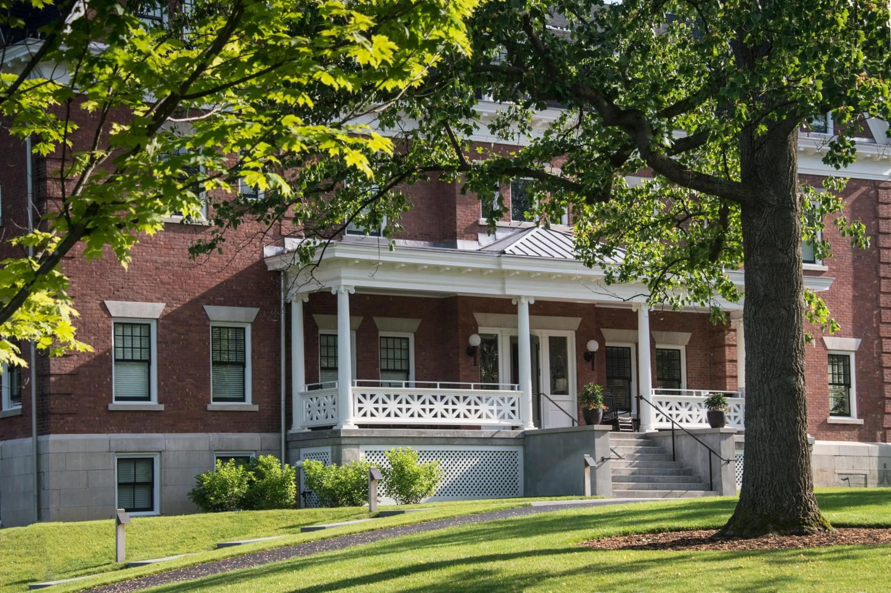 Property building in Inns of Aurora Resort &amp; Spa