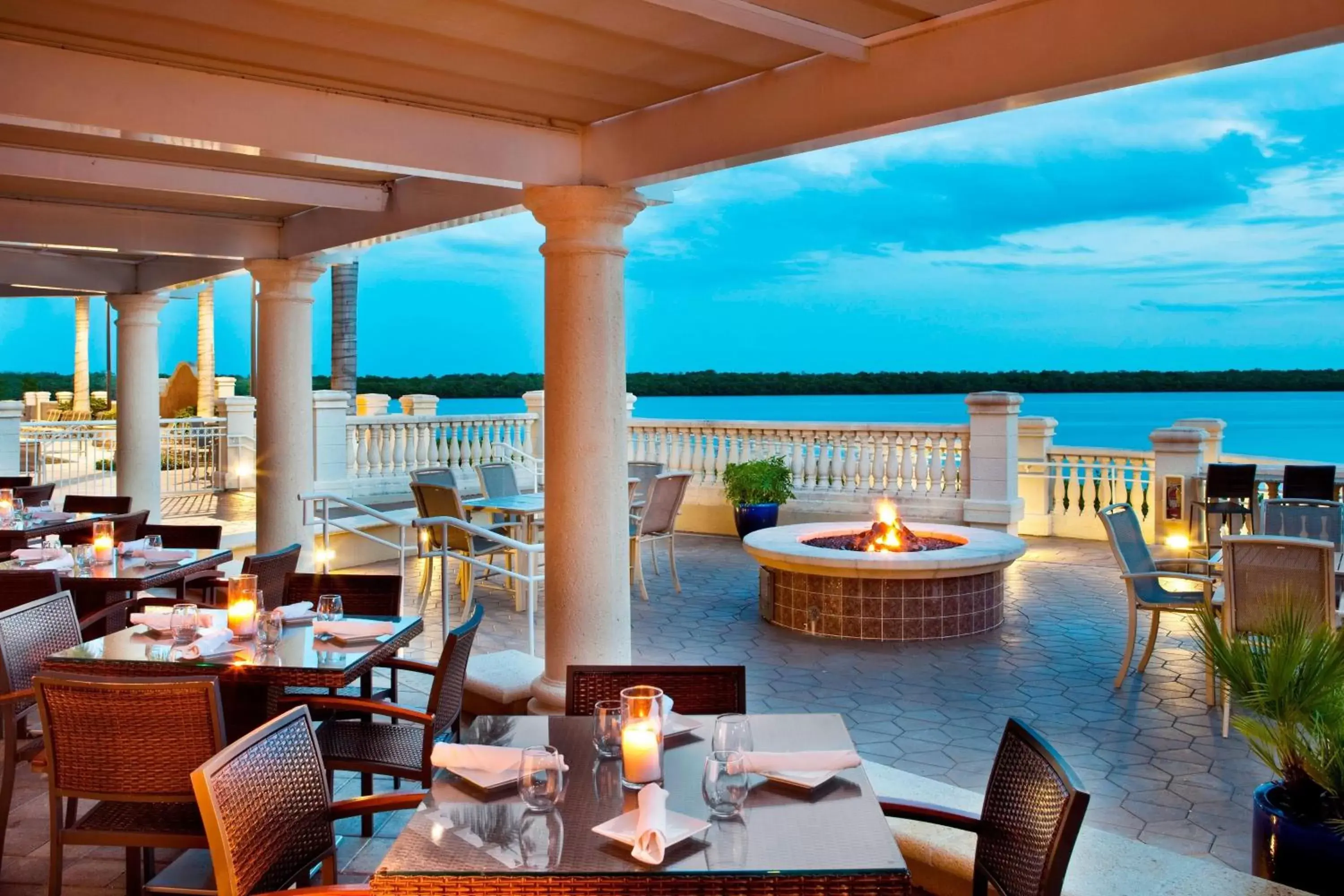 Restaurant/Places to Eat in The Westin Cape Coral Resort at Marina Village