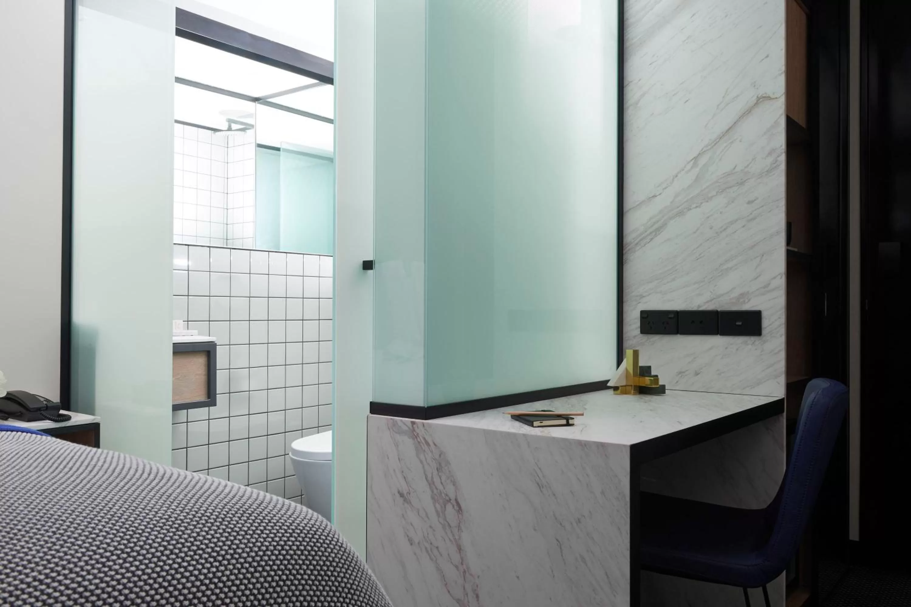 Bathroom, Bed in Tribe Perth Kings Park