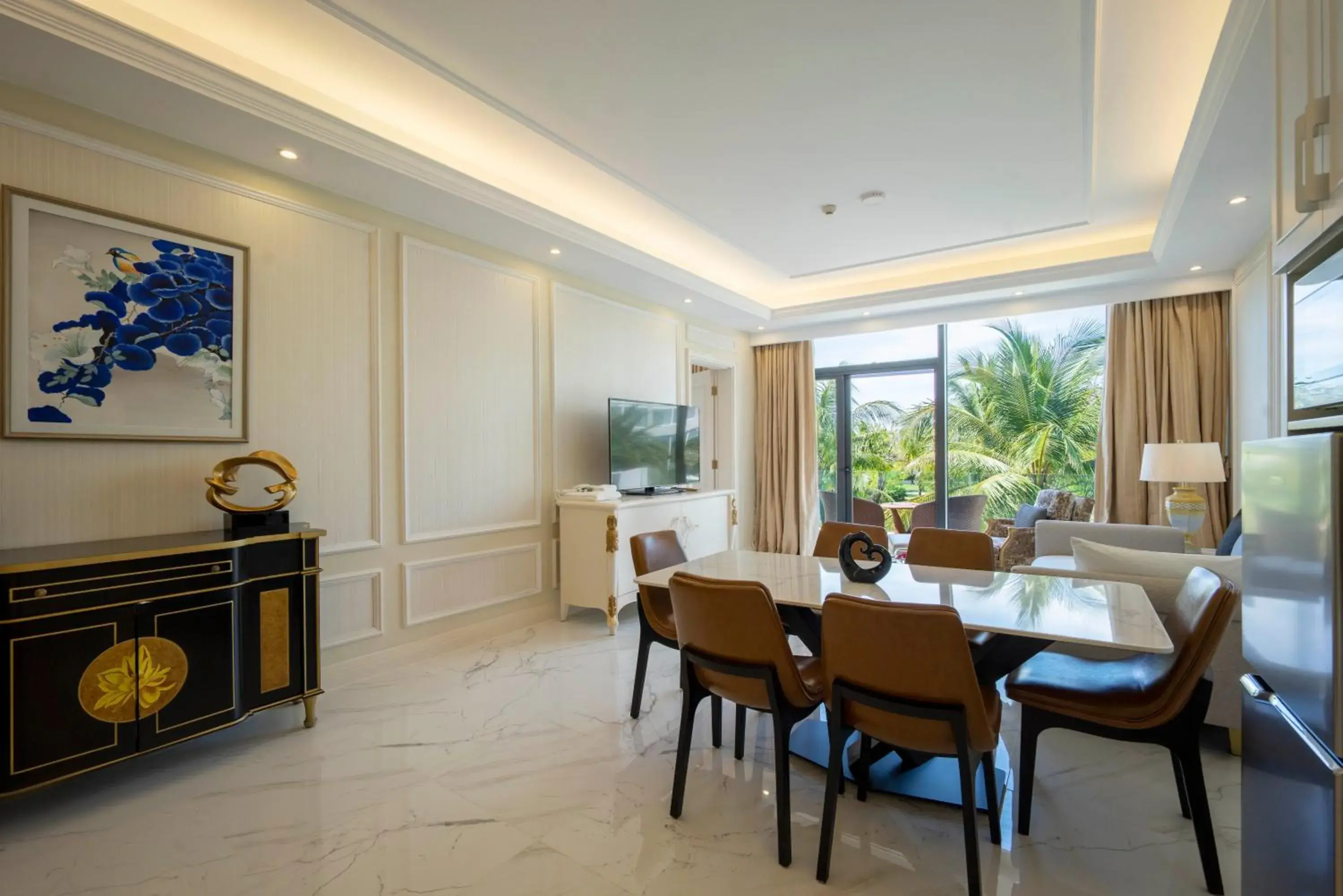 Living room, Dining Area in Radisson Blu Resort Phu Quoc