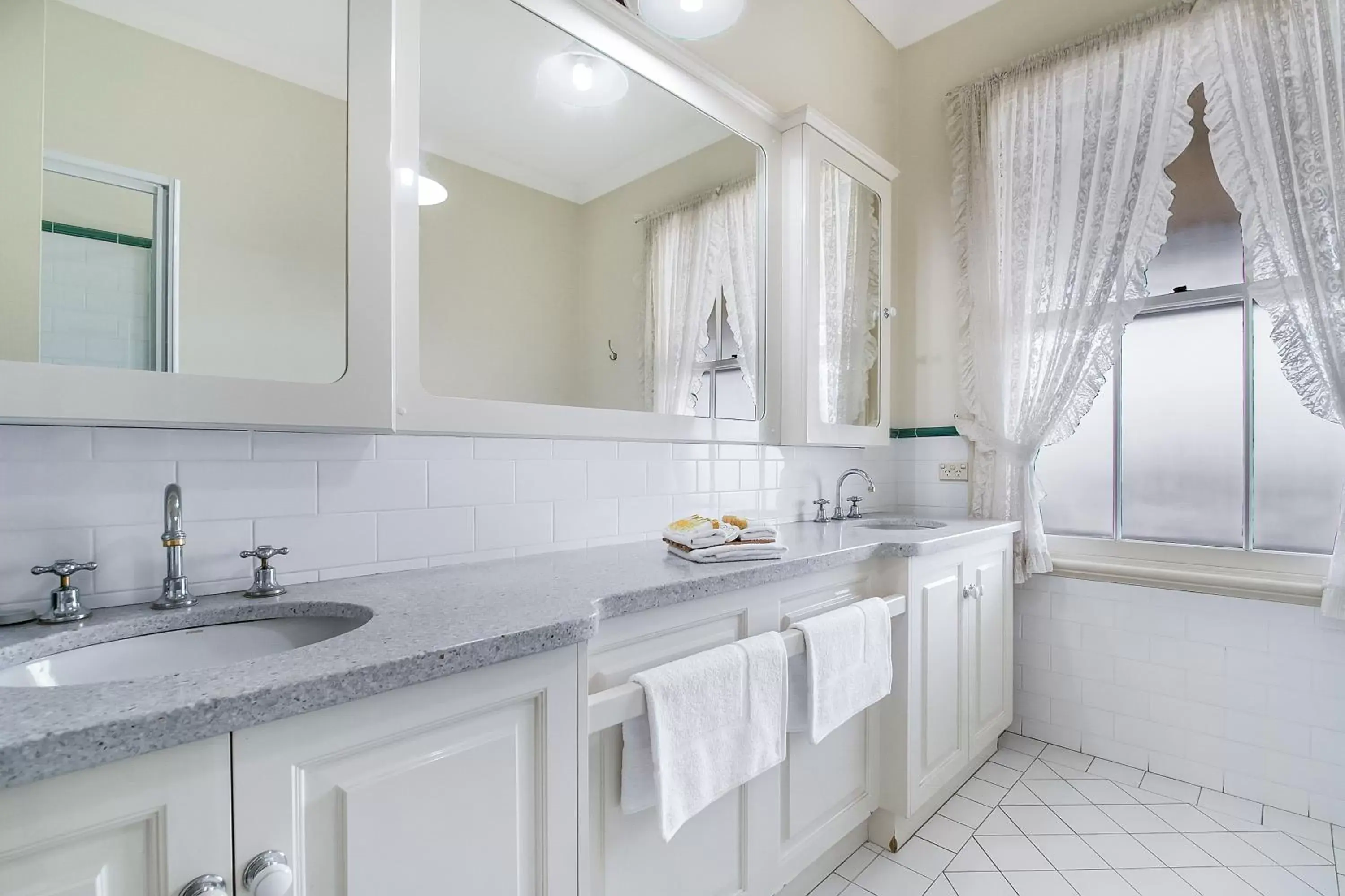 Bathroom in Ballina Heritage Inn