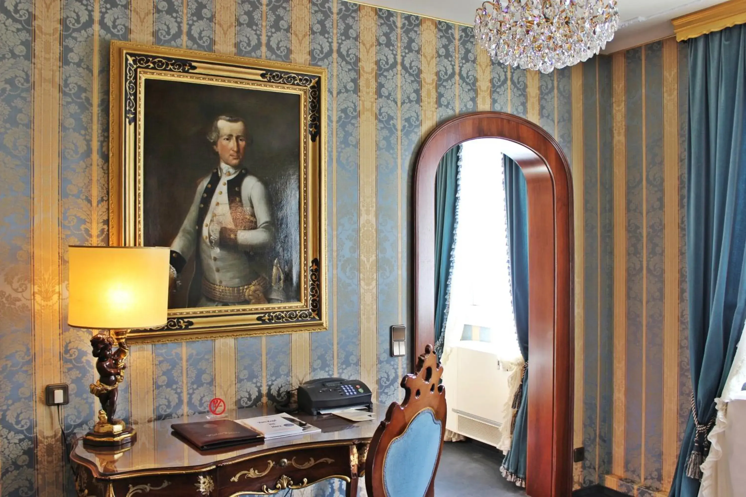 Seating area in Hotel Palais Porcia