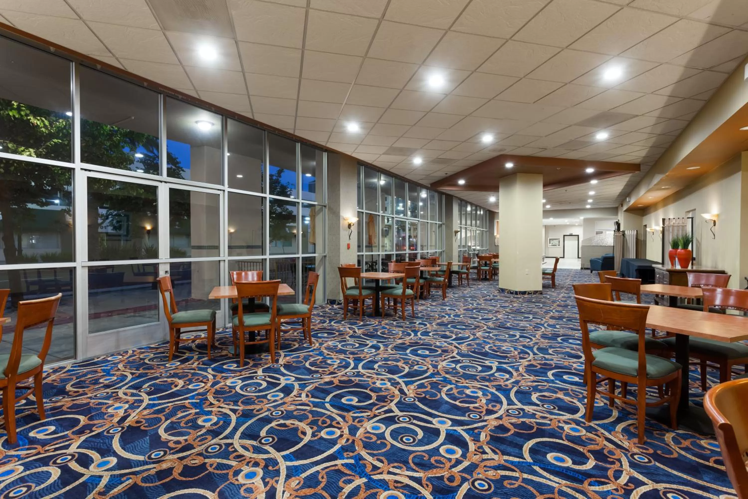 Restaurant/places to eat in Ramada by Wyndham San Diego National City