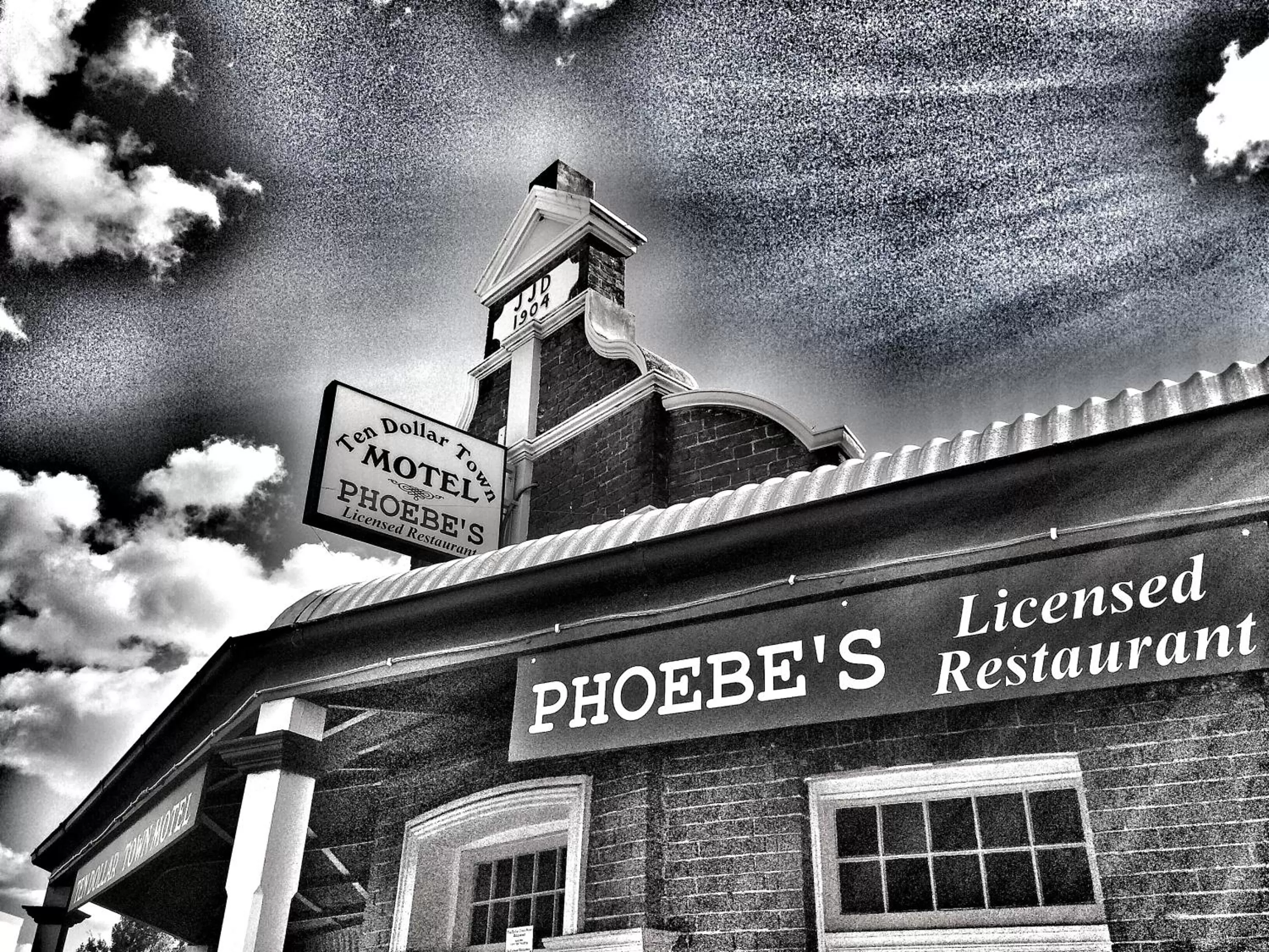 Street view in Ten Dollar Town Motel