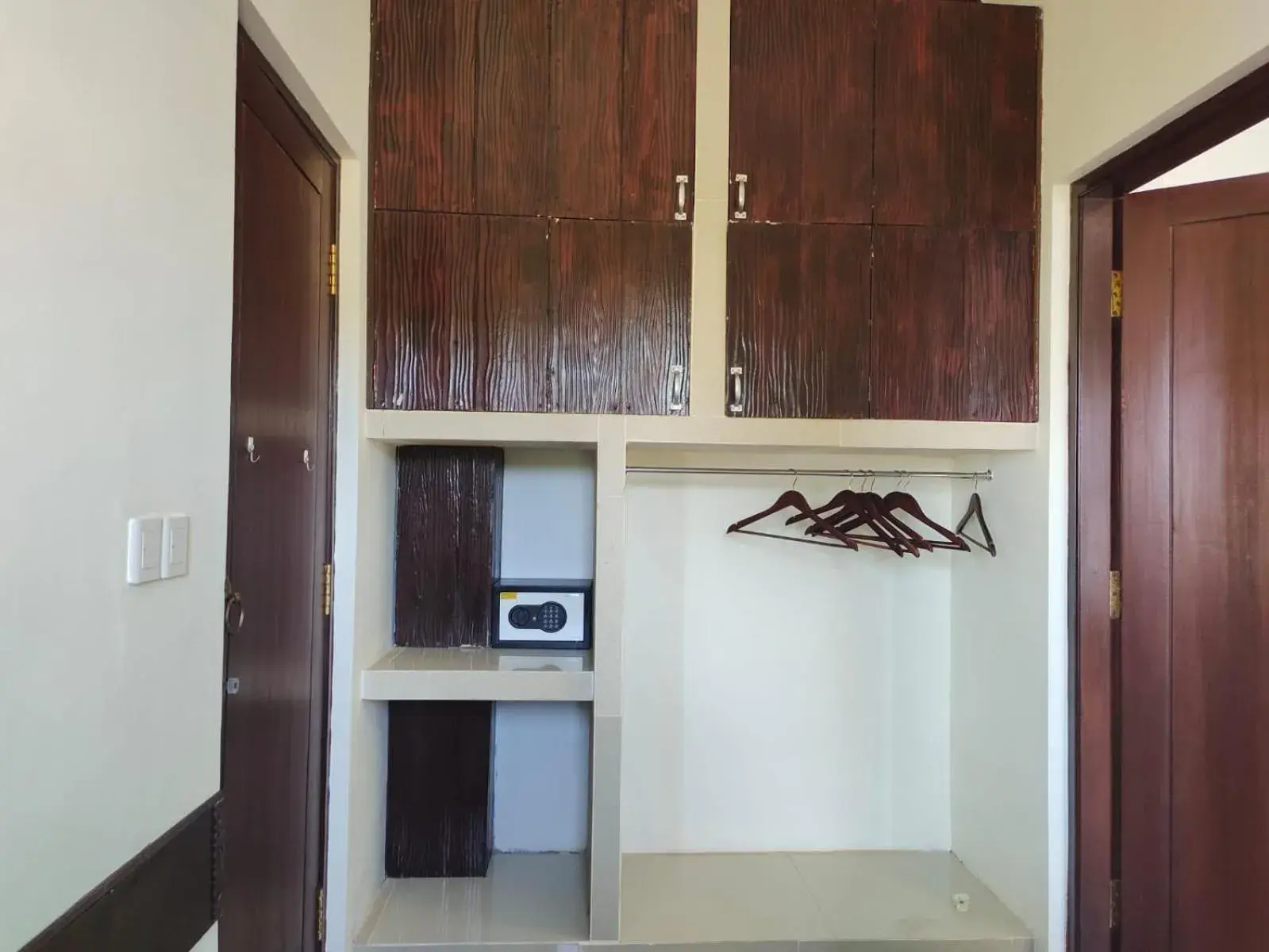 Property building, TV/Entertainment Center in Villa Umbrella Lombok