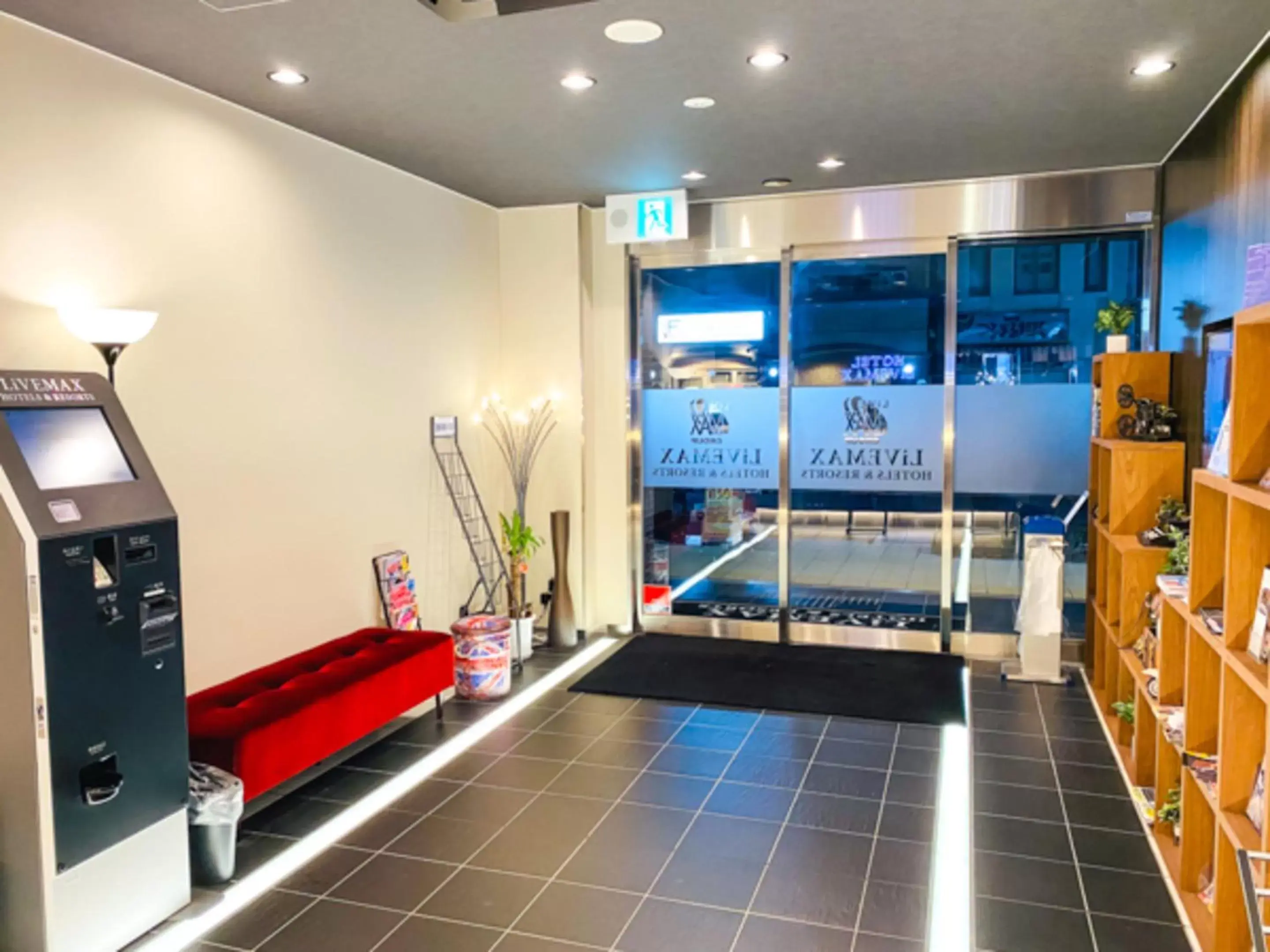 Lobby or reception in HOTEL LiVEMAX Shinsaibashi East