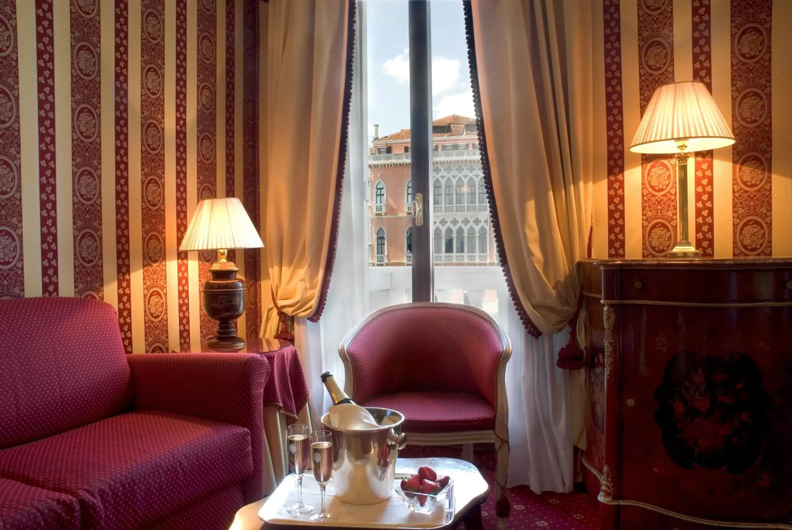 Seating Area in Sina Palazzo Sant'Angelo