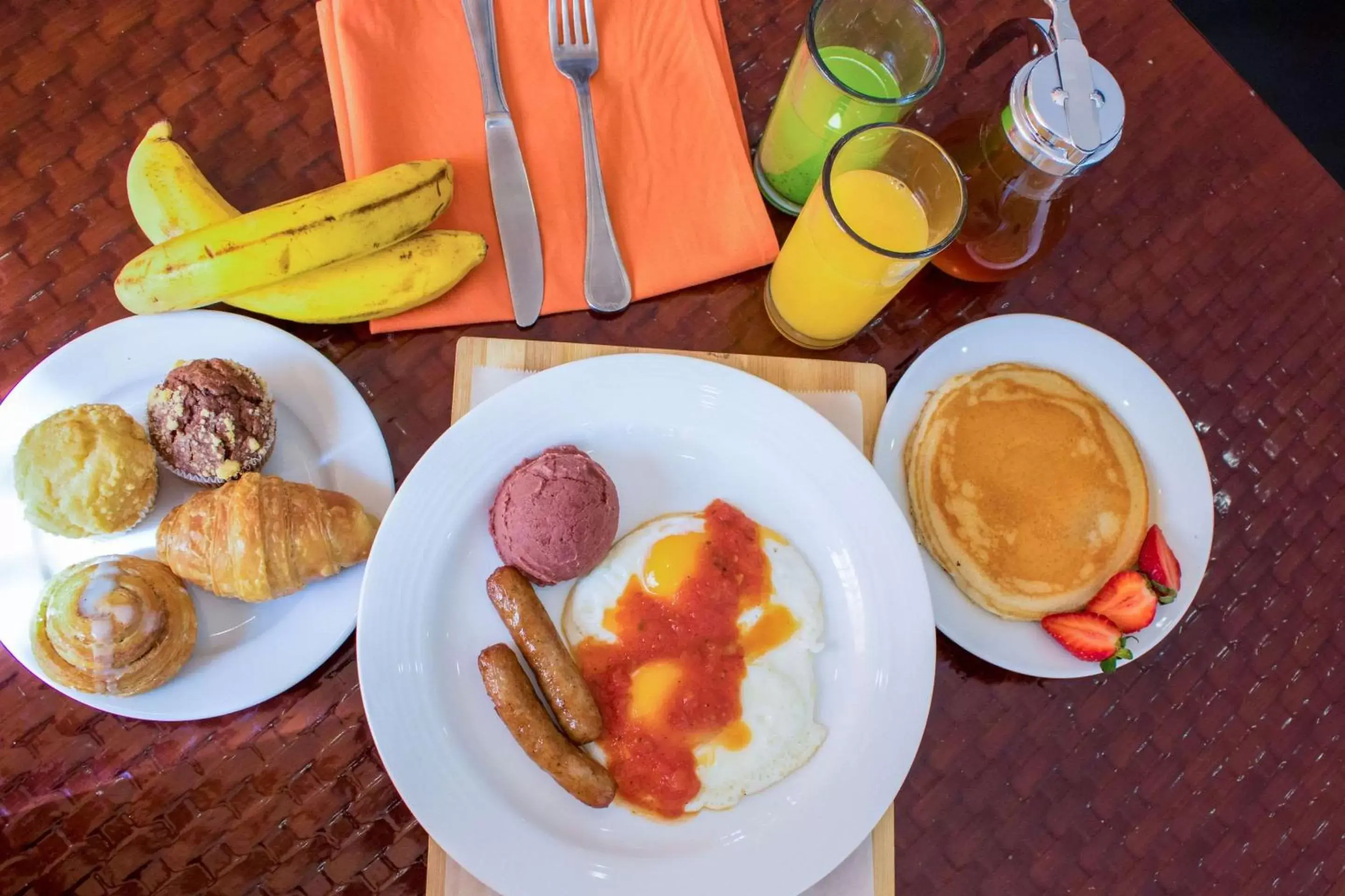 Restaurant/places to eat, Breakfast in Clarion Hotel Real Tegucigalpa