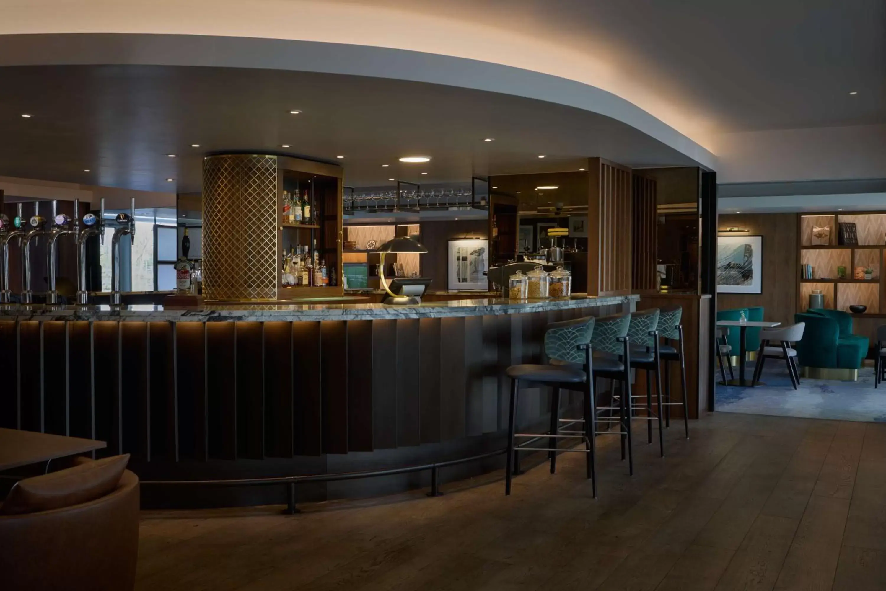 Lounge or bar, Lounge/Bar in DoubleTree By Hilton London Excel