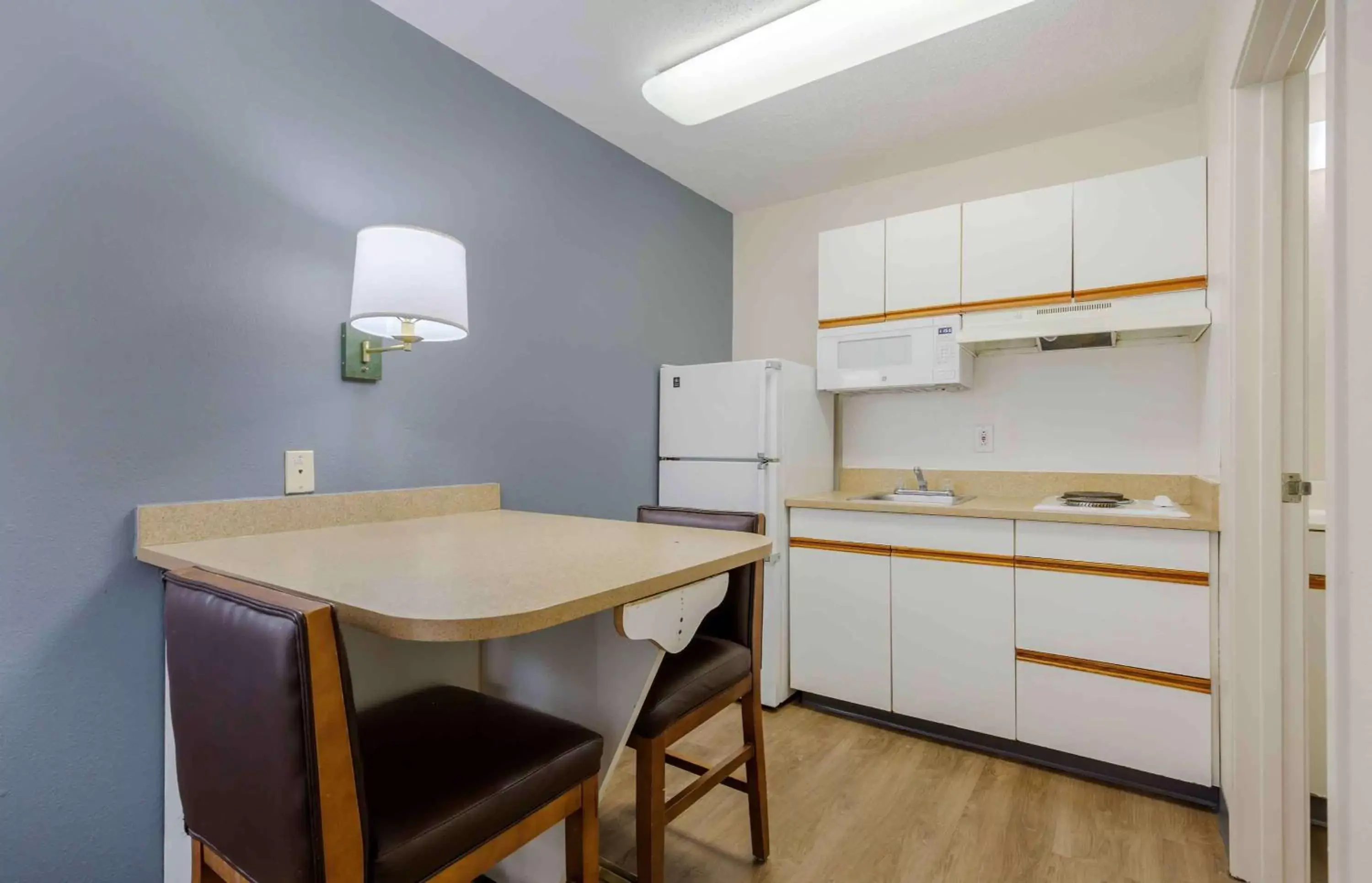 Bedroom, Dining Area in Extended Stay America Suites - Washington, DC - Fairfax - Fair Oaks