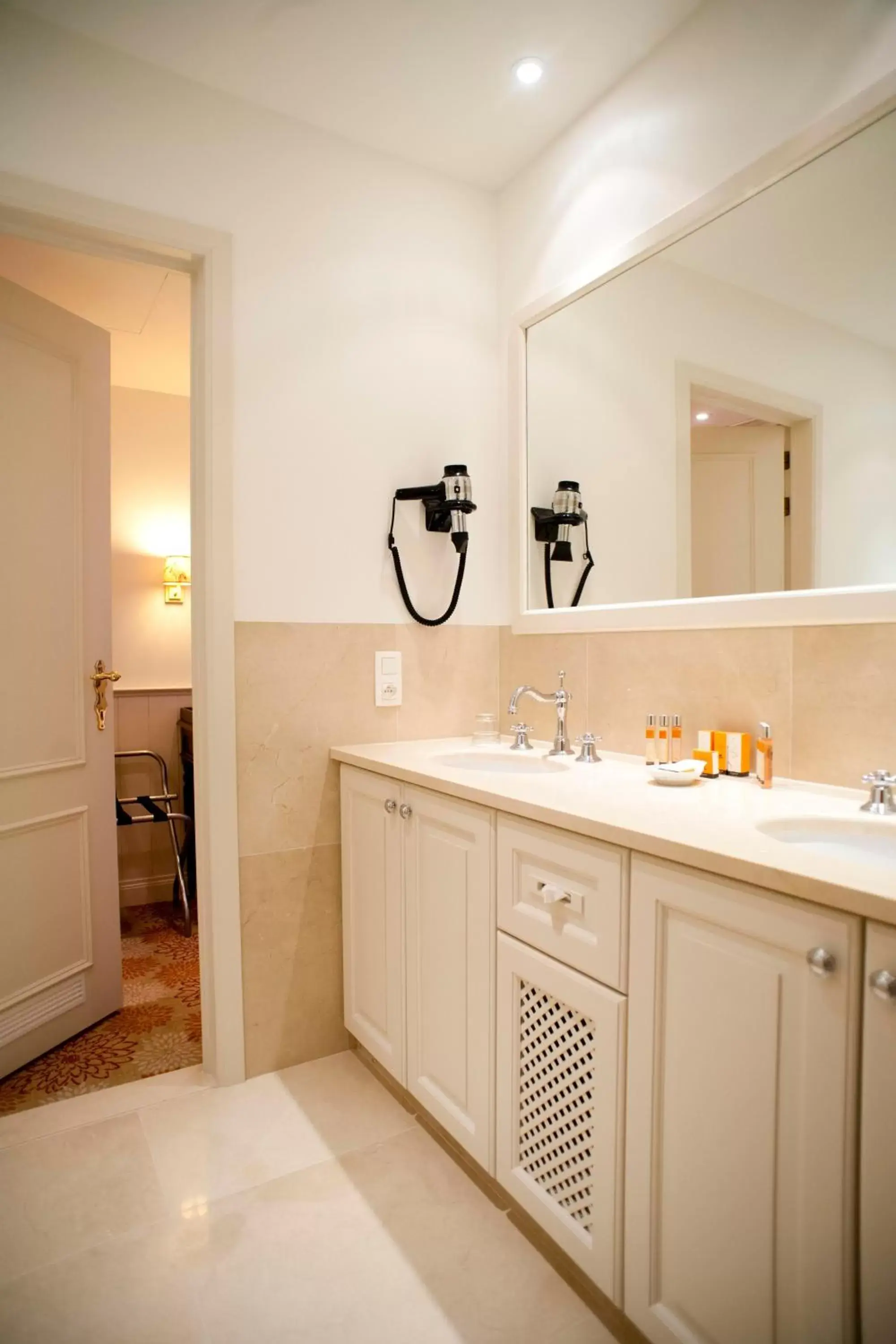 Bathroom in Dukes' Palace Residence