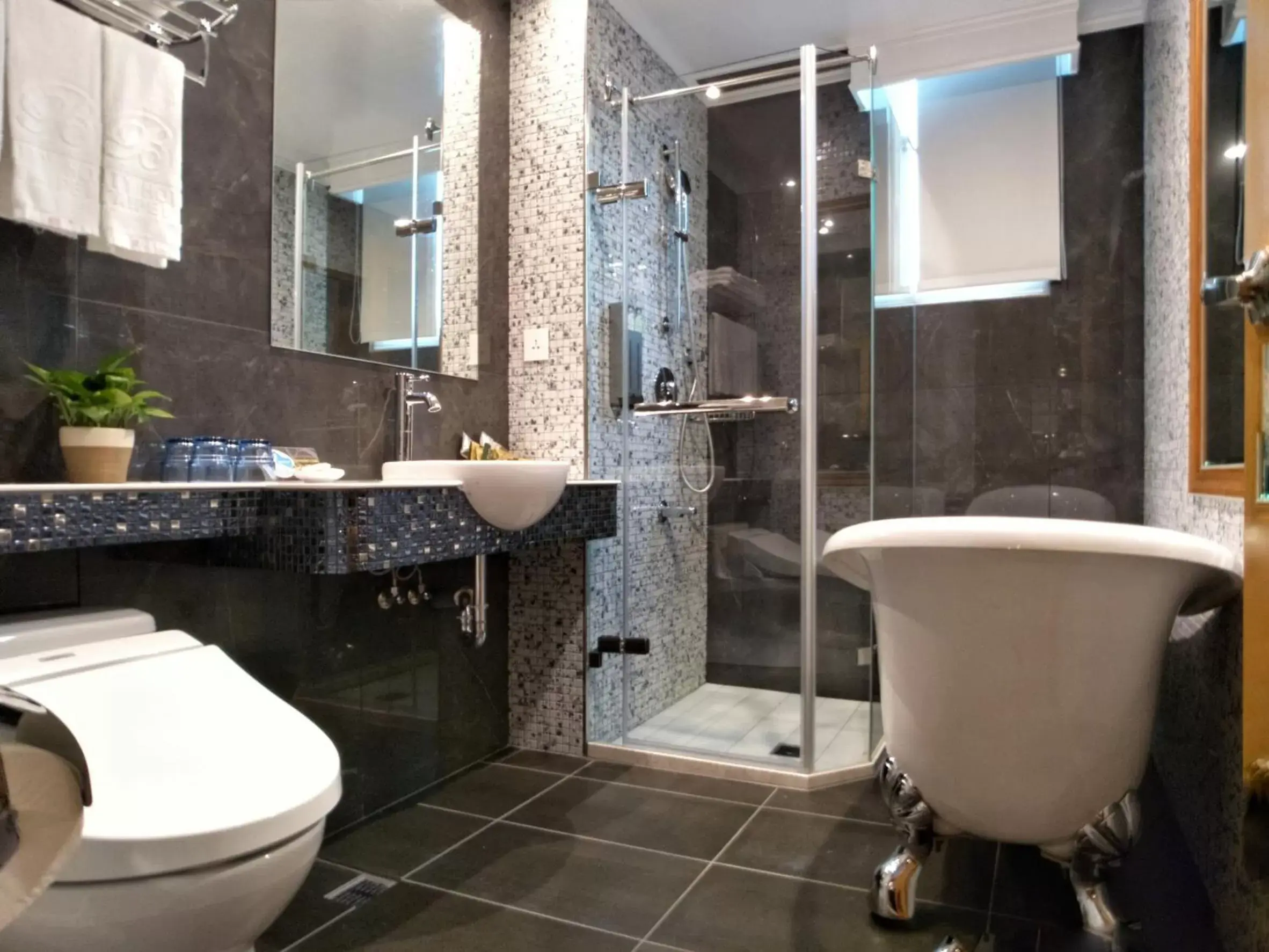 Bathroom in Beauty Hotels - Star Beauty Resort