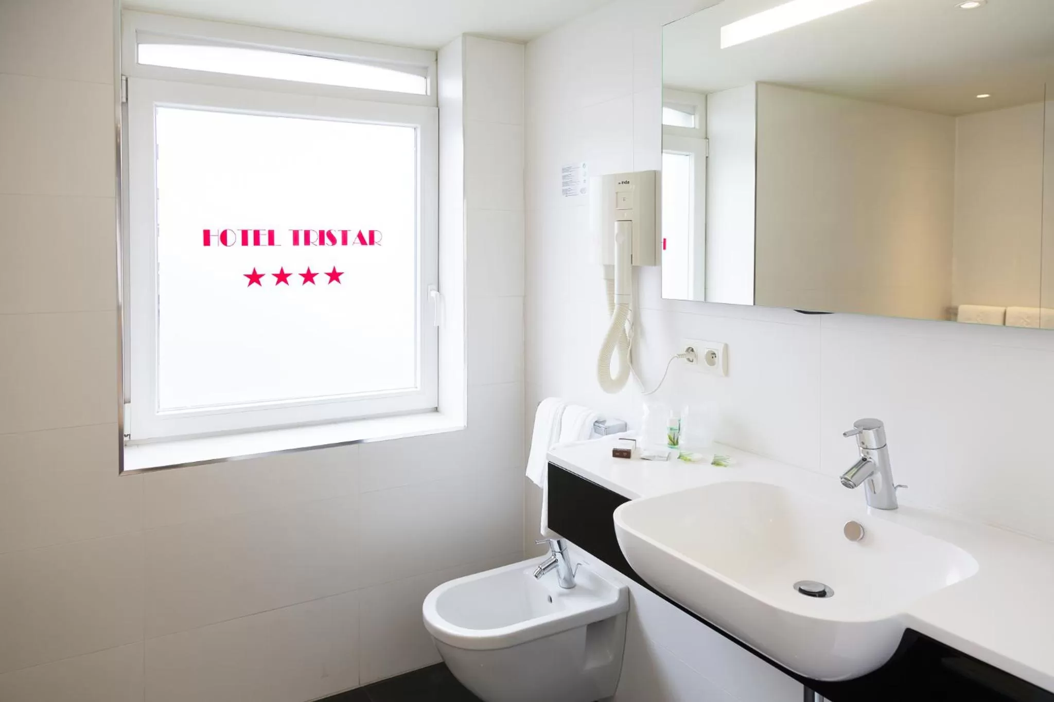 Bathroom in Hotel Tristar