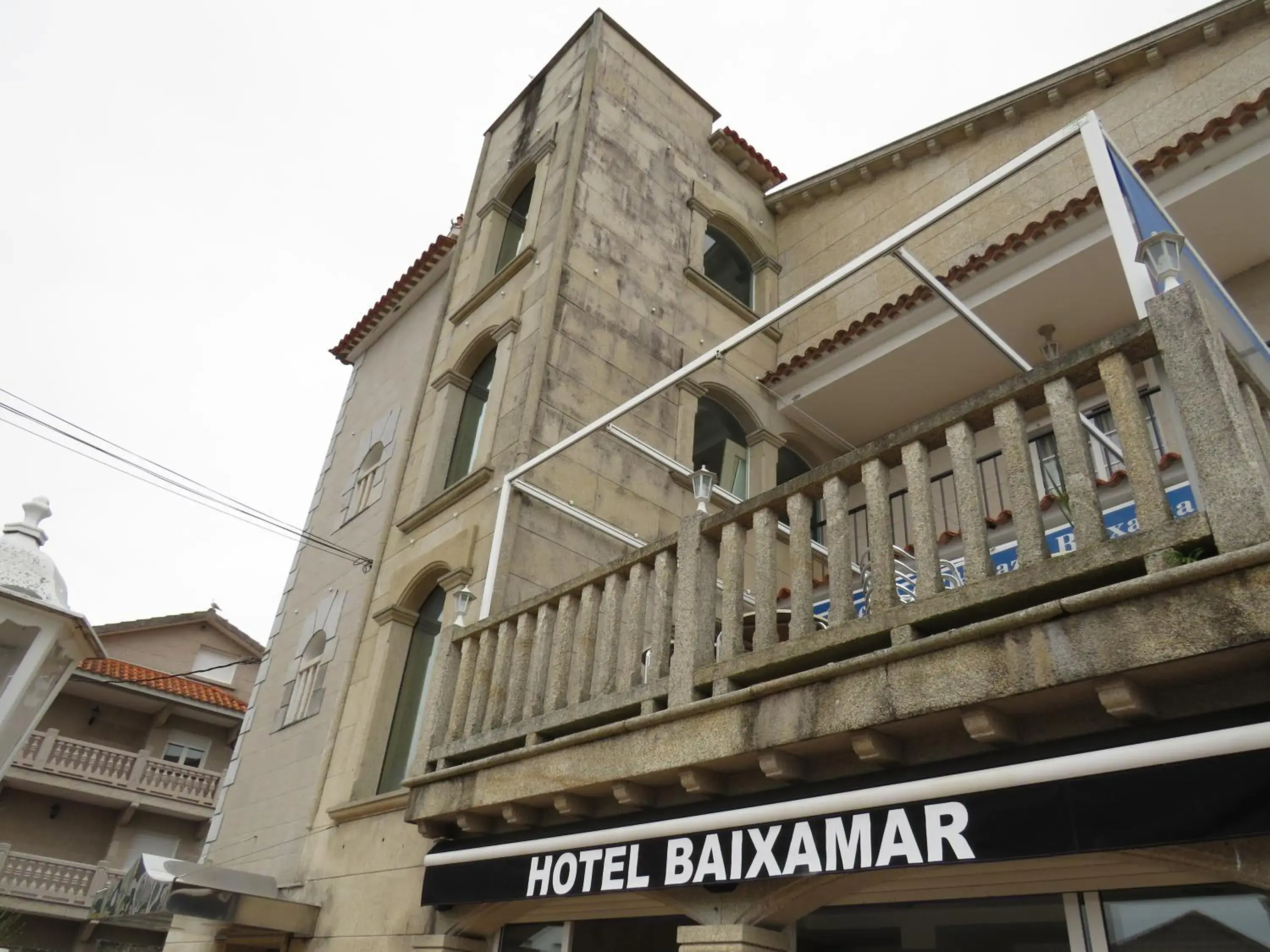 Property Building in Hotel Baixamar