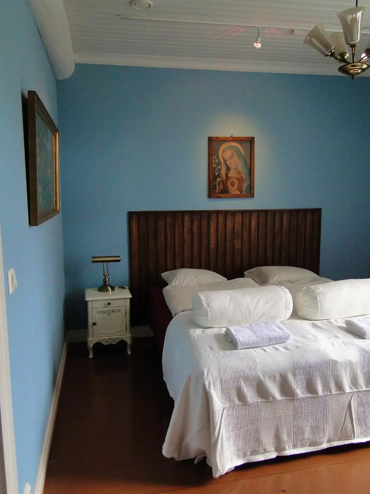 Double Room with Private Bathroom in Hotel & Cafe Lanterna Double Room with Private Bathroom in Hotel & Cafe Lanterna