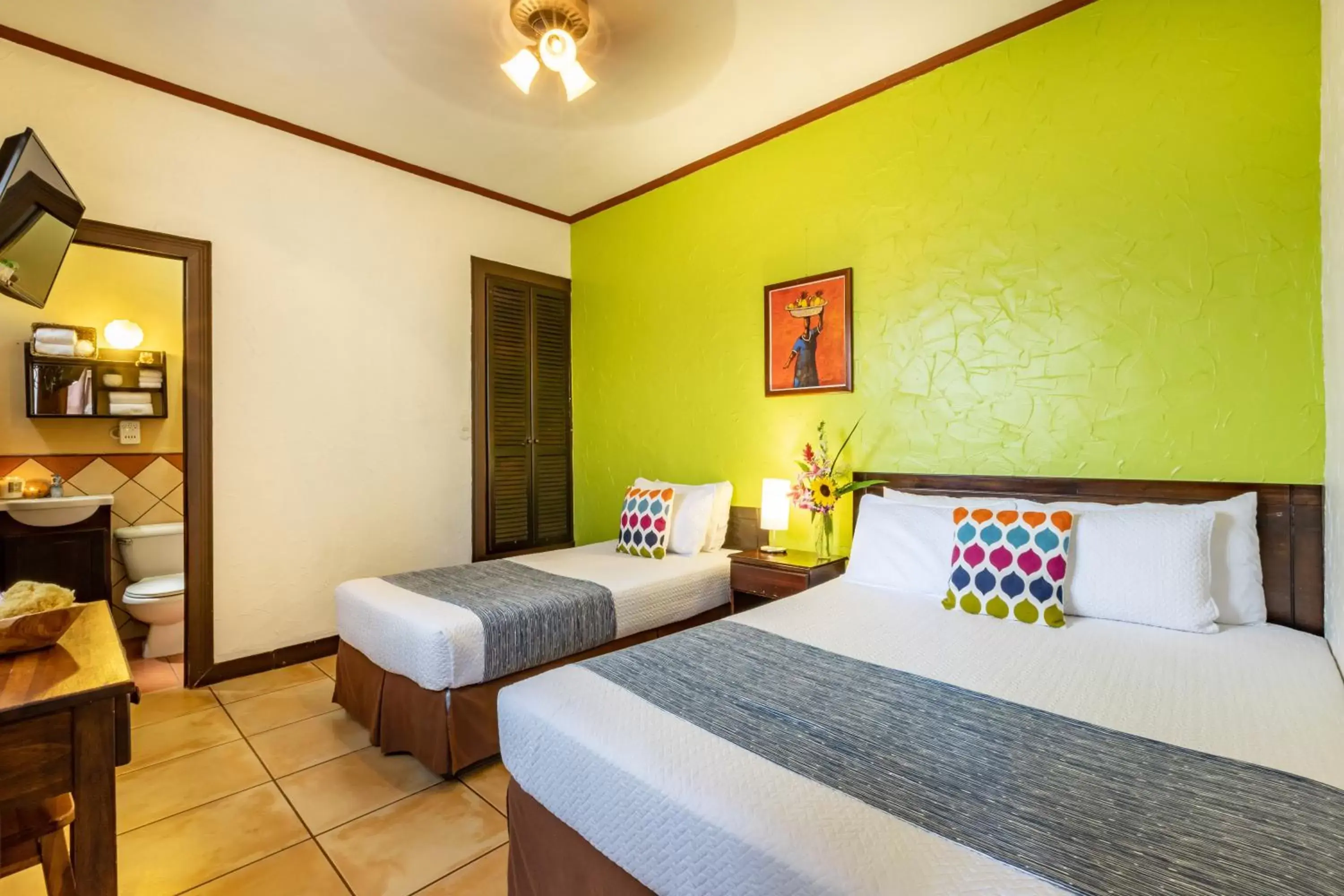Photo of the whole room, Bed in ALAJUELA CITY Hotel & Guest House
