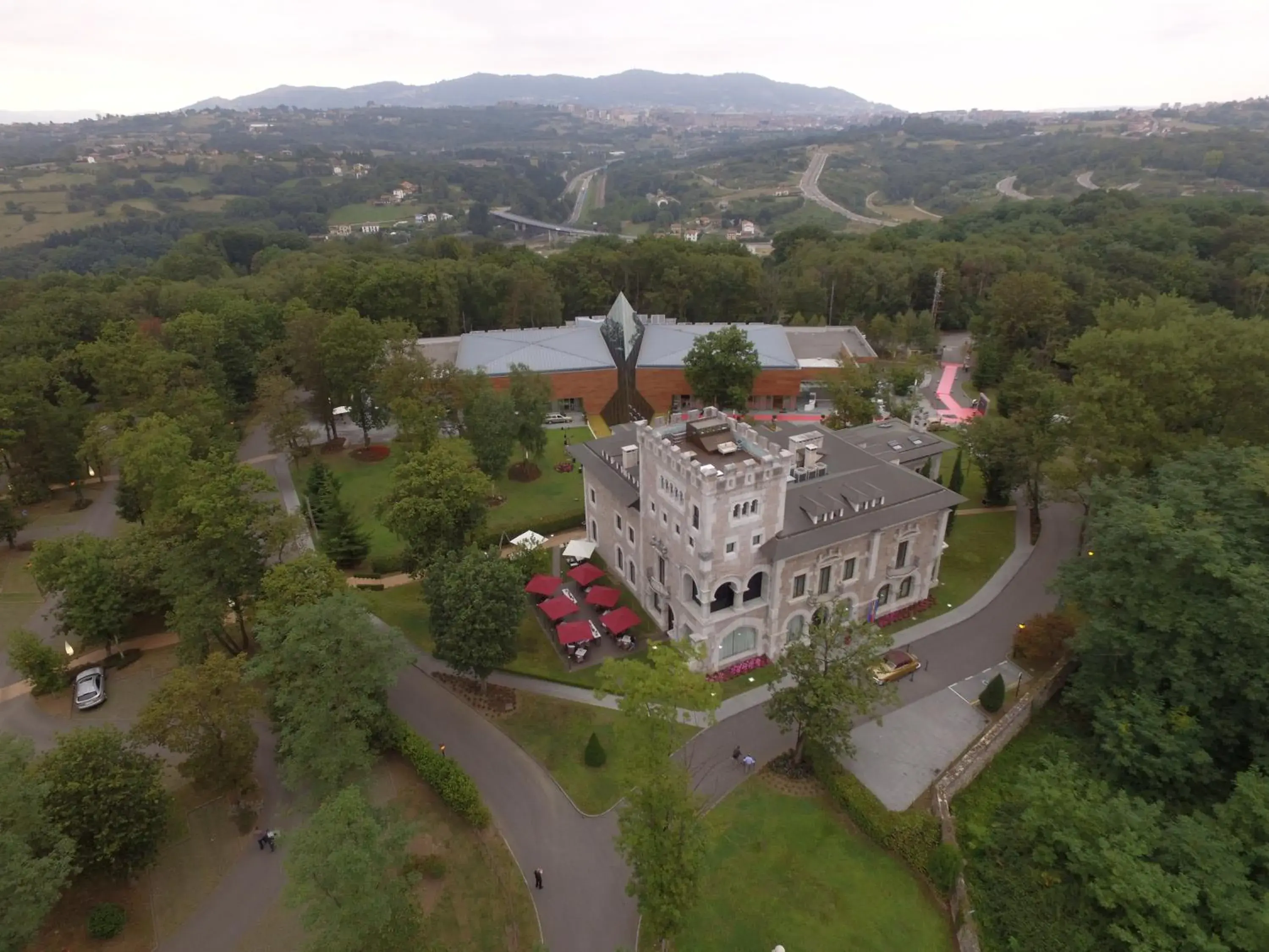 Bird's eye view, Bird's-eye View in Castillo Del Bosque La Zoreda