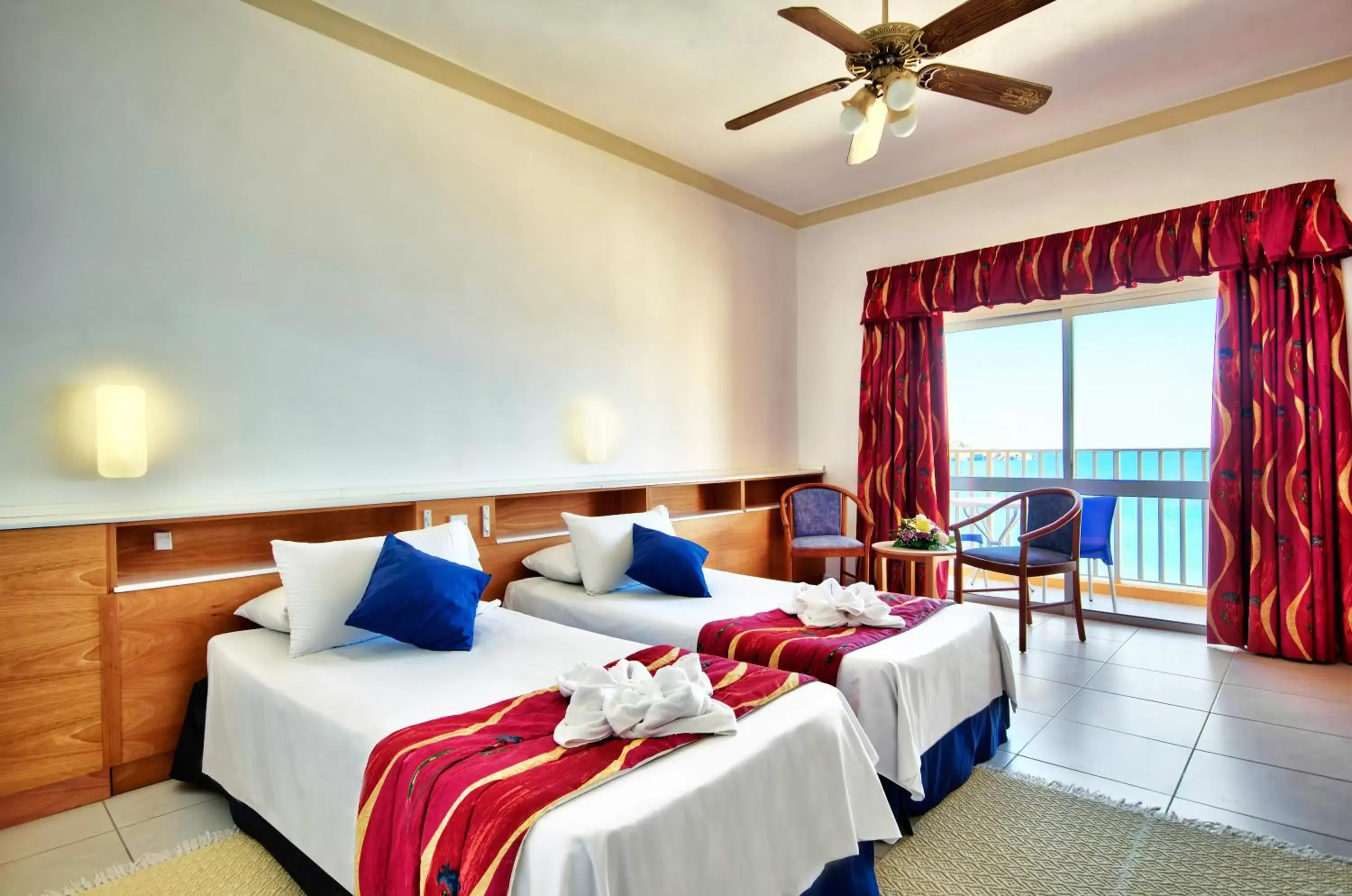 Photo of the whole room, Bed in Paradise Bay Resort