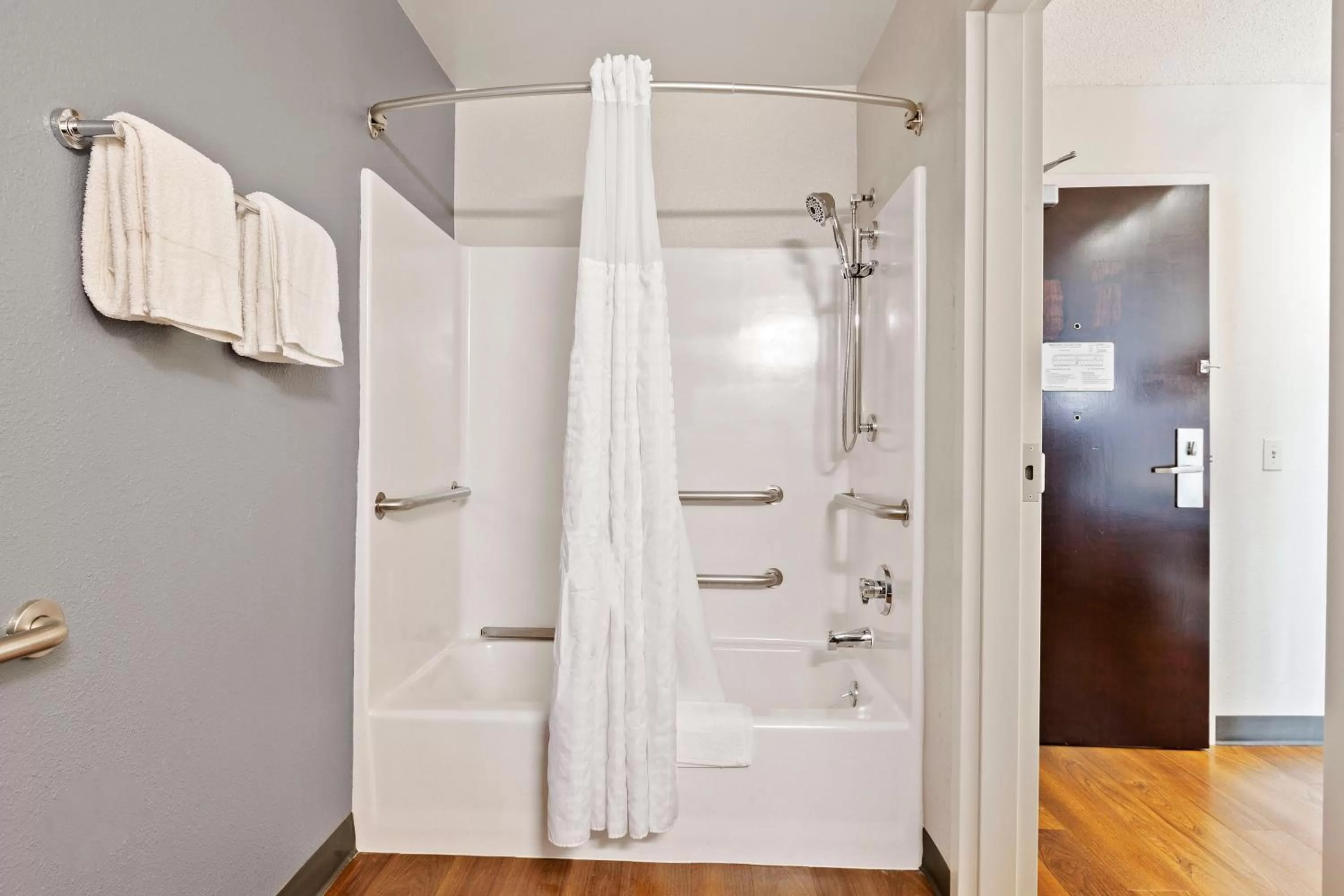 Bathroom in Extended Stay America Premier Suites - San Francisco - Belmont