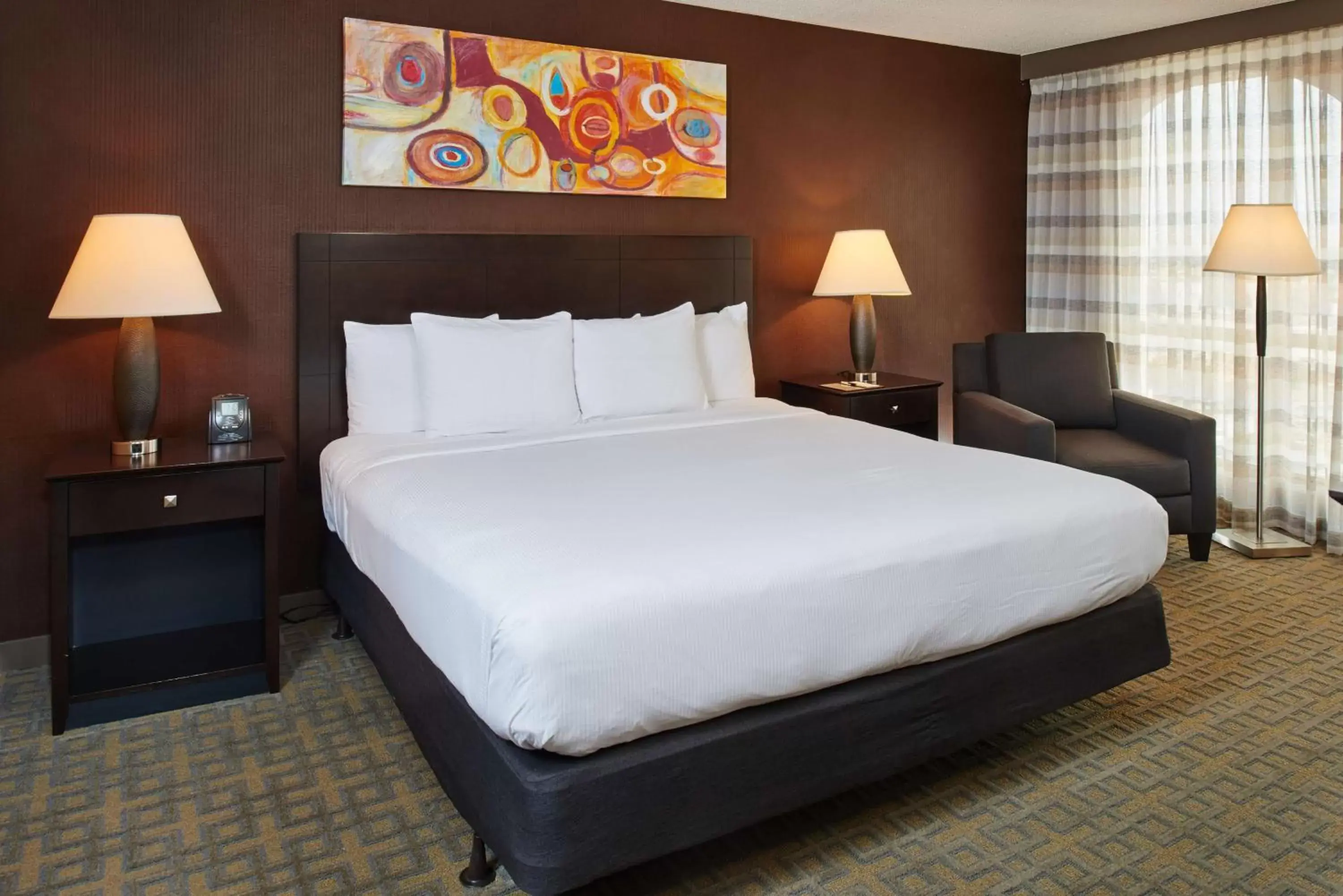 Bed in DoubleTree by Hilton Dallas Market Center