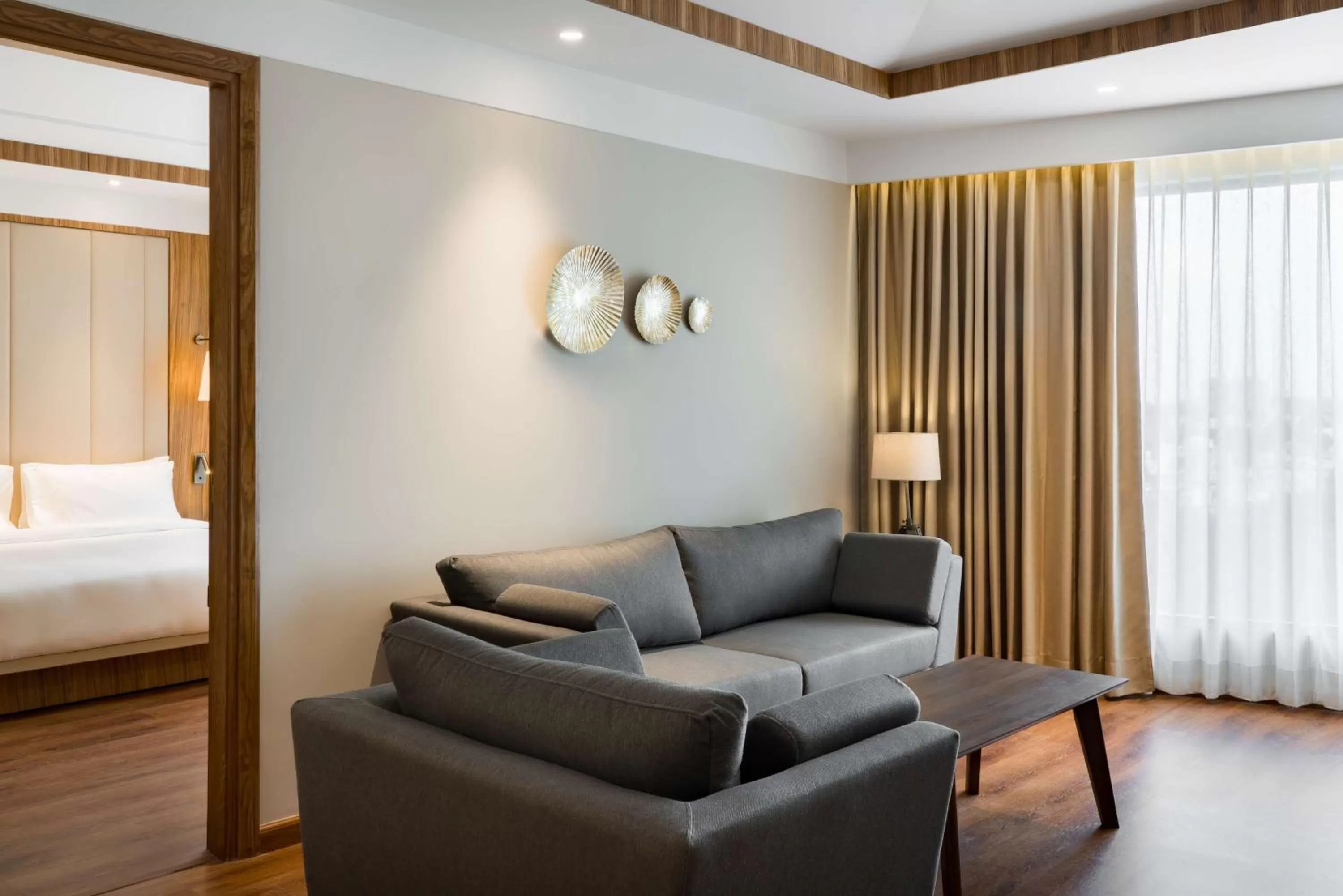 Photo of the whole room, Bed in Radisson Bhopal