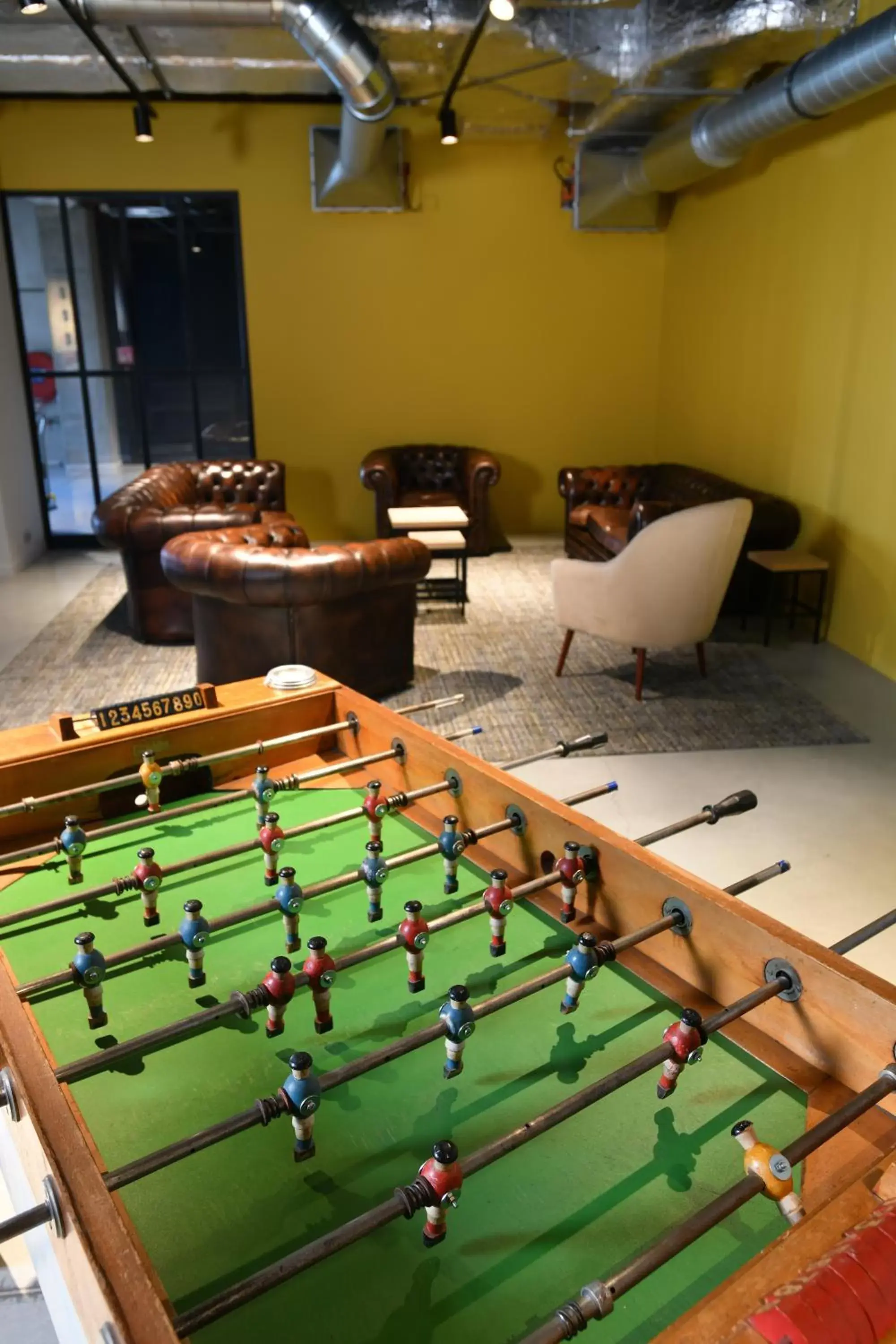 Game Room, Billiards in ibis Styles Namur
