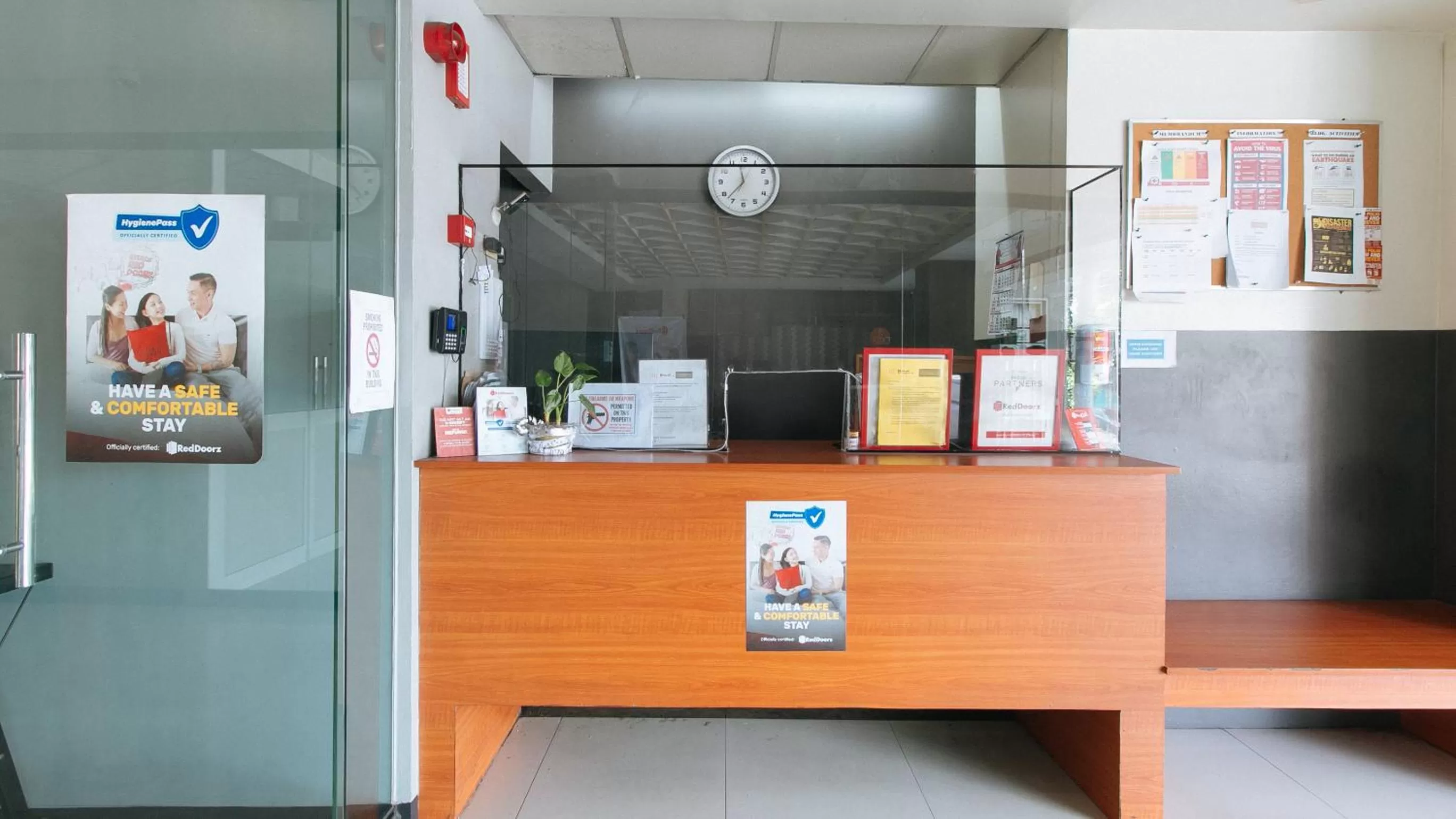 Lobby or reception in RedDoorz Plus at Kamuning Quezon City