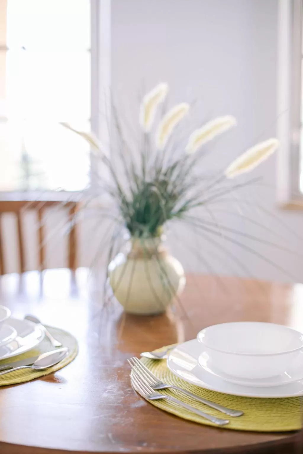 Dining area in Vistalmar Beach Resort