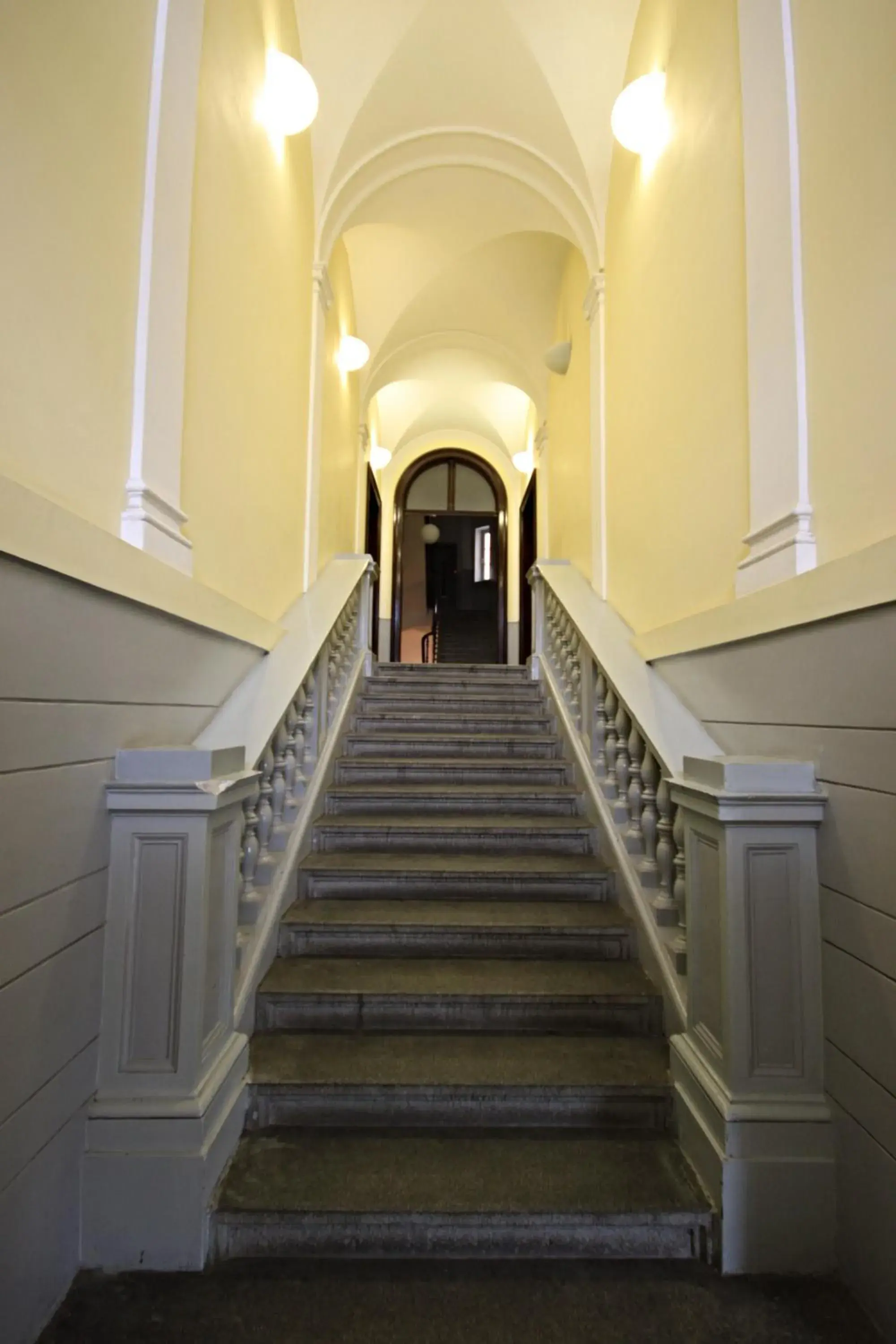 Decorative detail in River View Residence Decorative detail in River View Residence