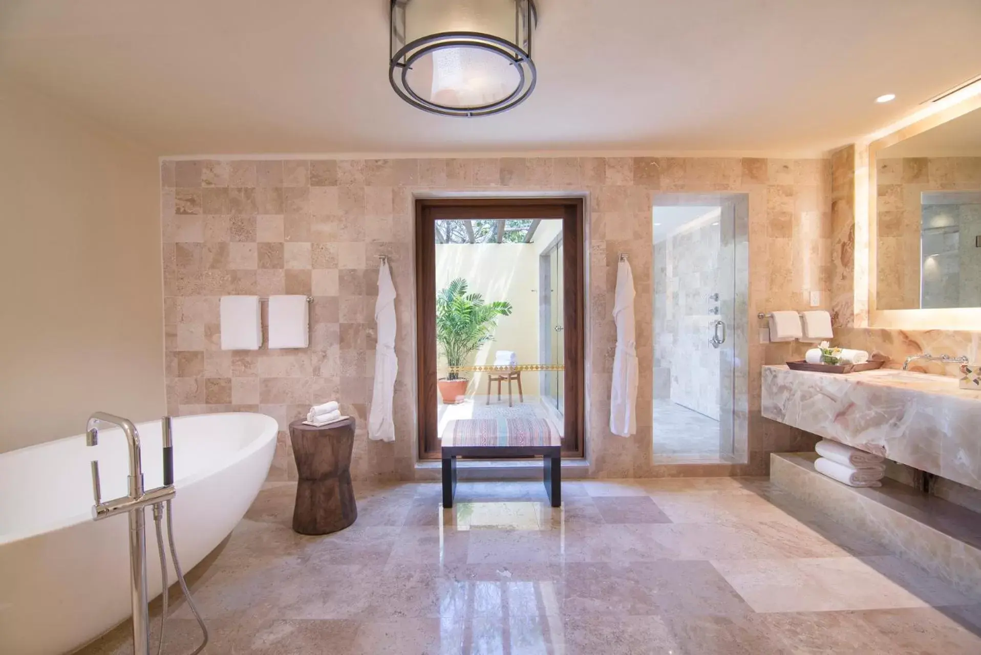 Bath in Four Seasons Resort Punta Mita