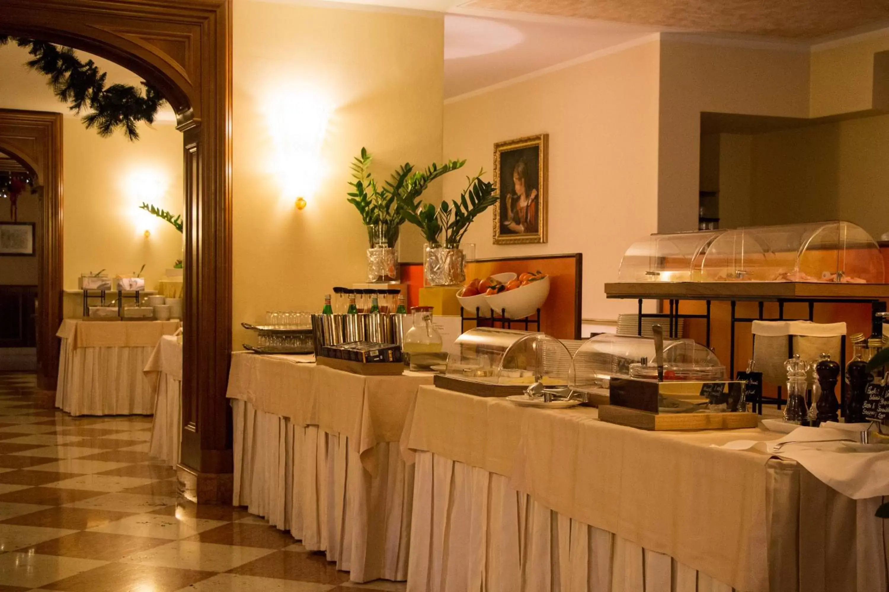 Food and drinks in Villa Quaranta Tommasi Wine Hotel & SPA Food and drinks in Villa Quaranta Tommasi Wine Hotel & SPA