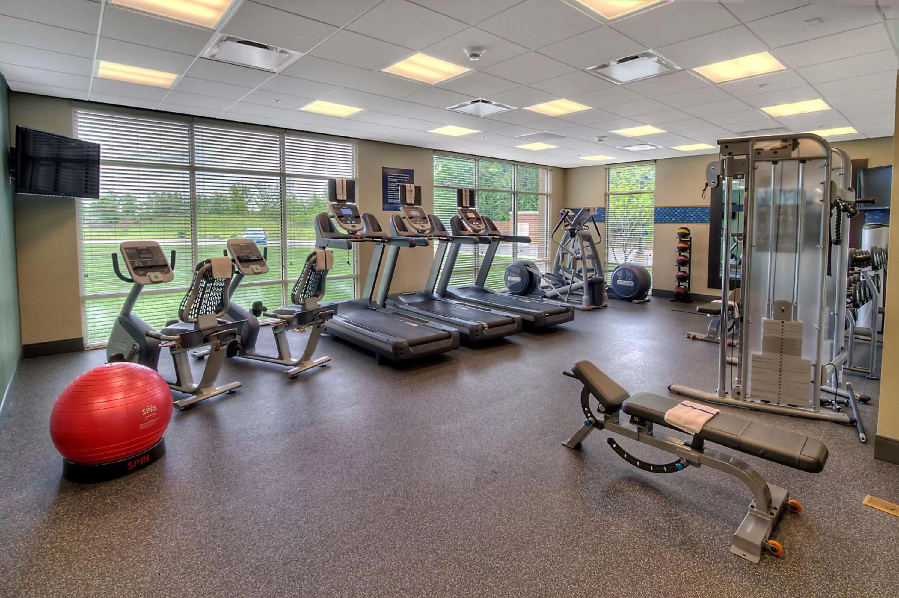 Fitness centre/facilities in Hampton Inn & Suites Rochester/Henrietta