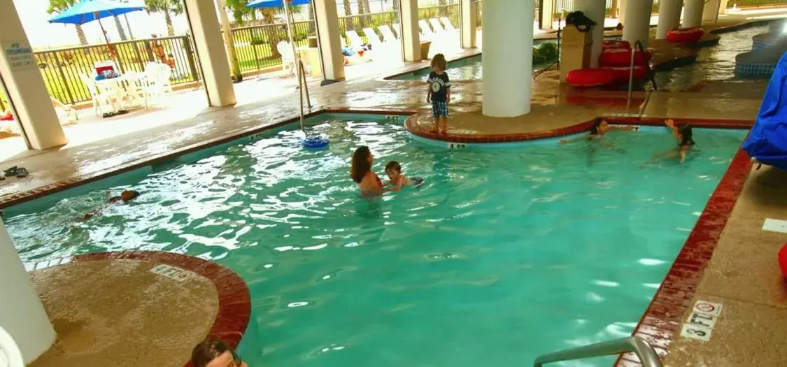 Day, Swimming Pool in Holiday Sands North "On the Boardwalk"