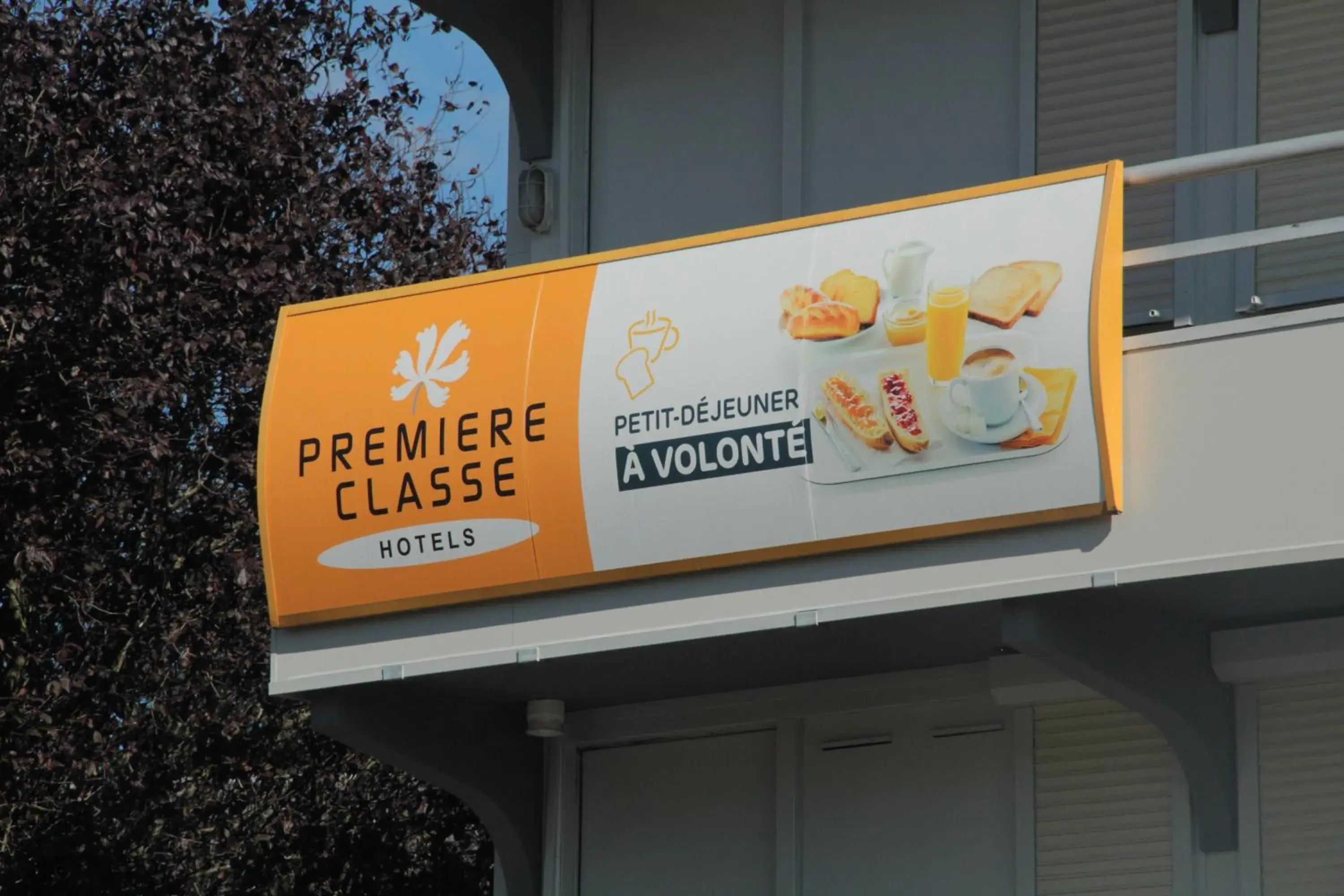 Property logo or sign in Premiere Classe Soissons