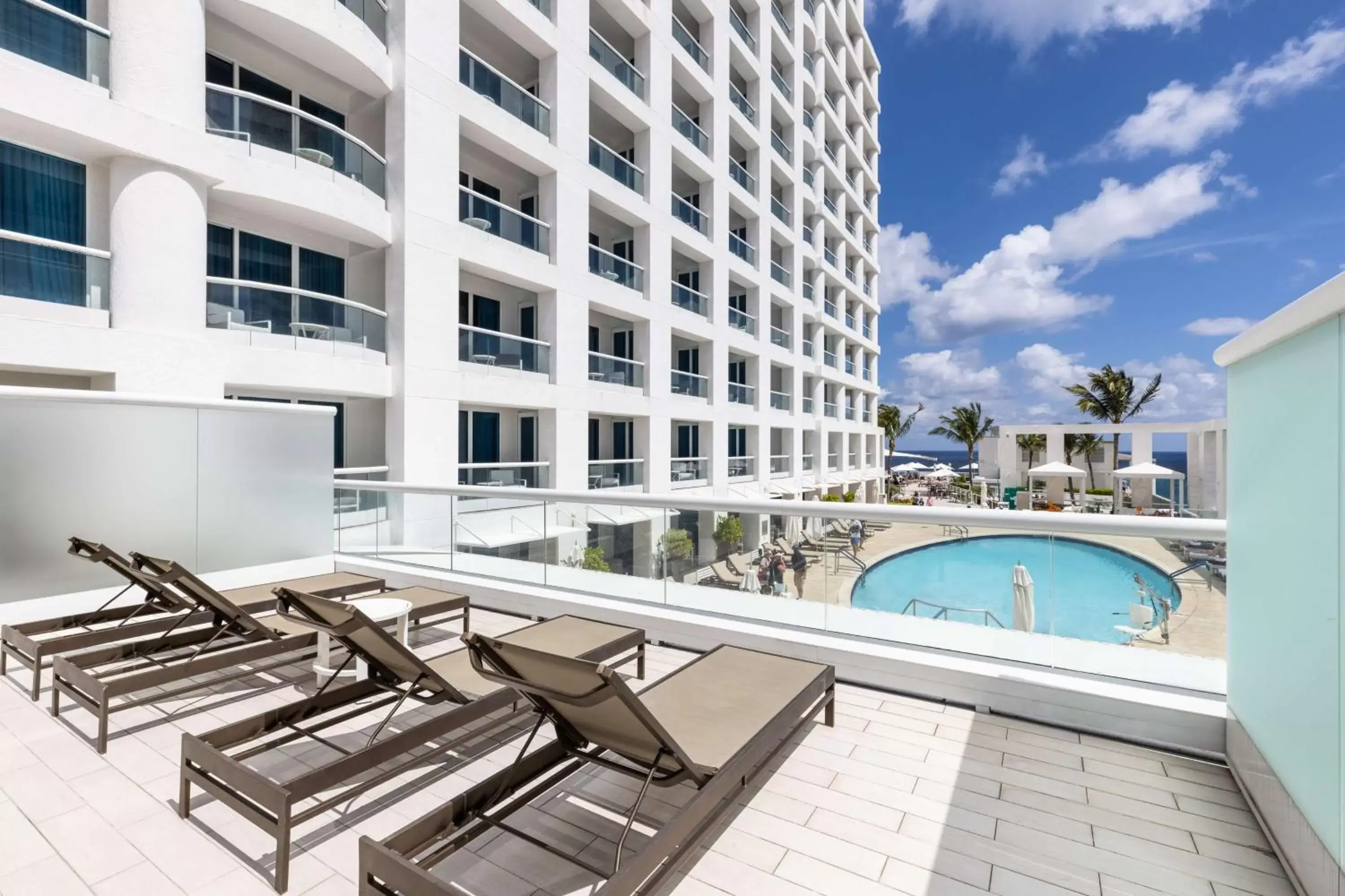 View (from property/room), Swimming Pool in Conrad Fort Lauderdale Beach