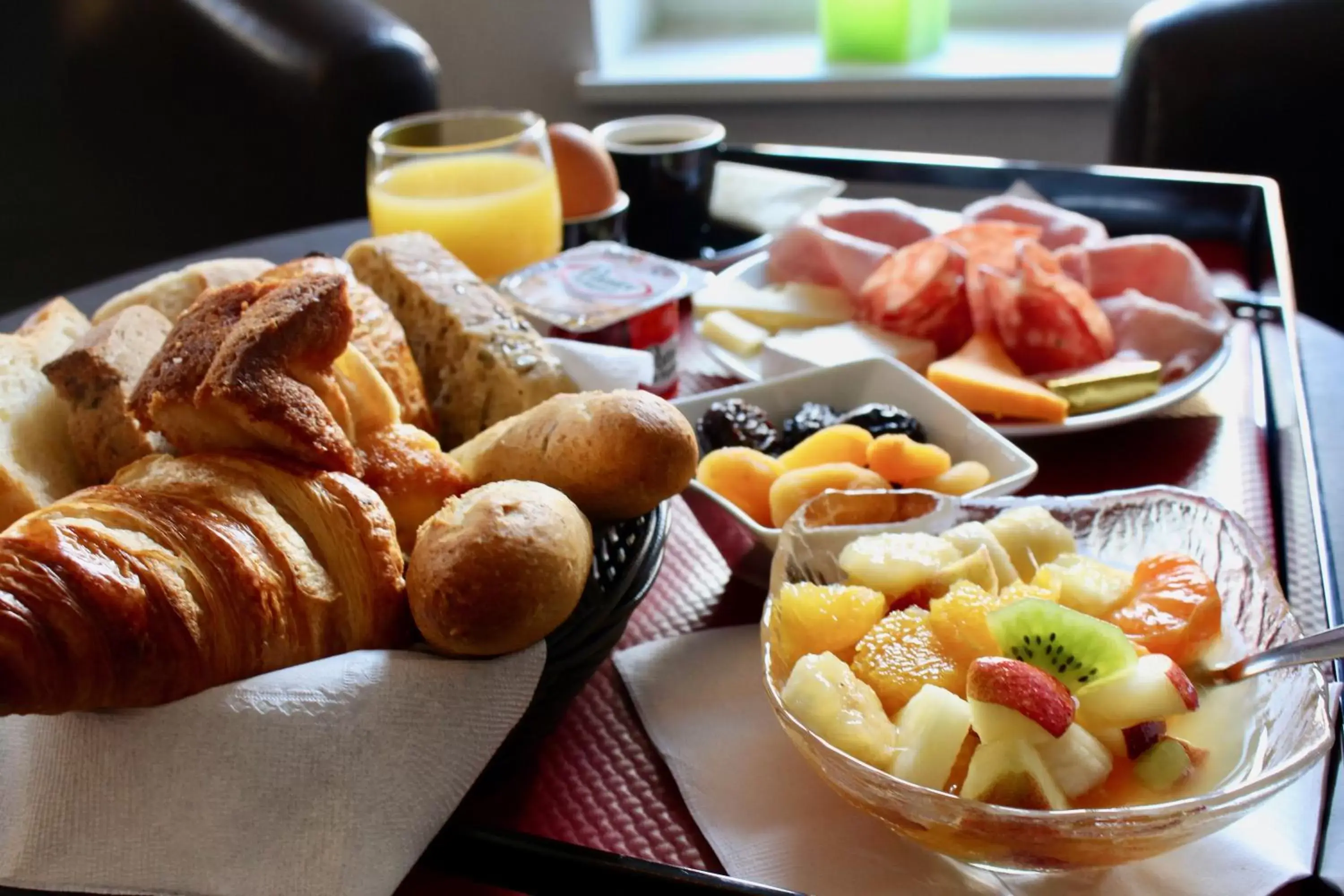 Food, Breakfast in Hotel Le Charleston