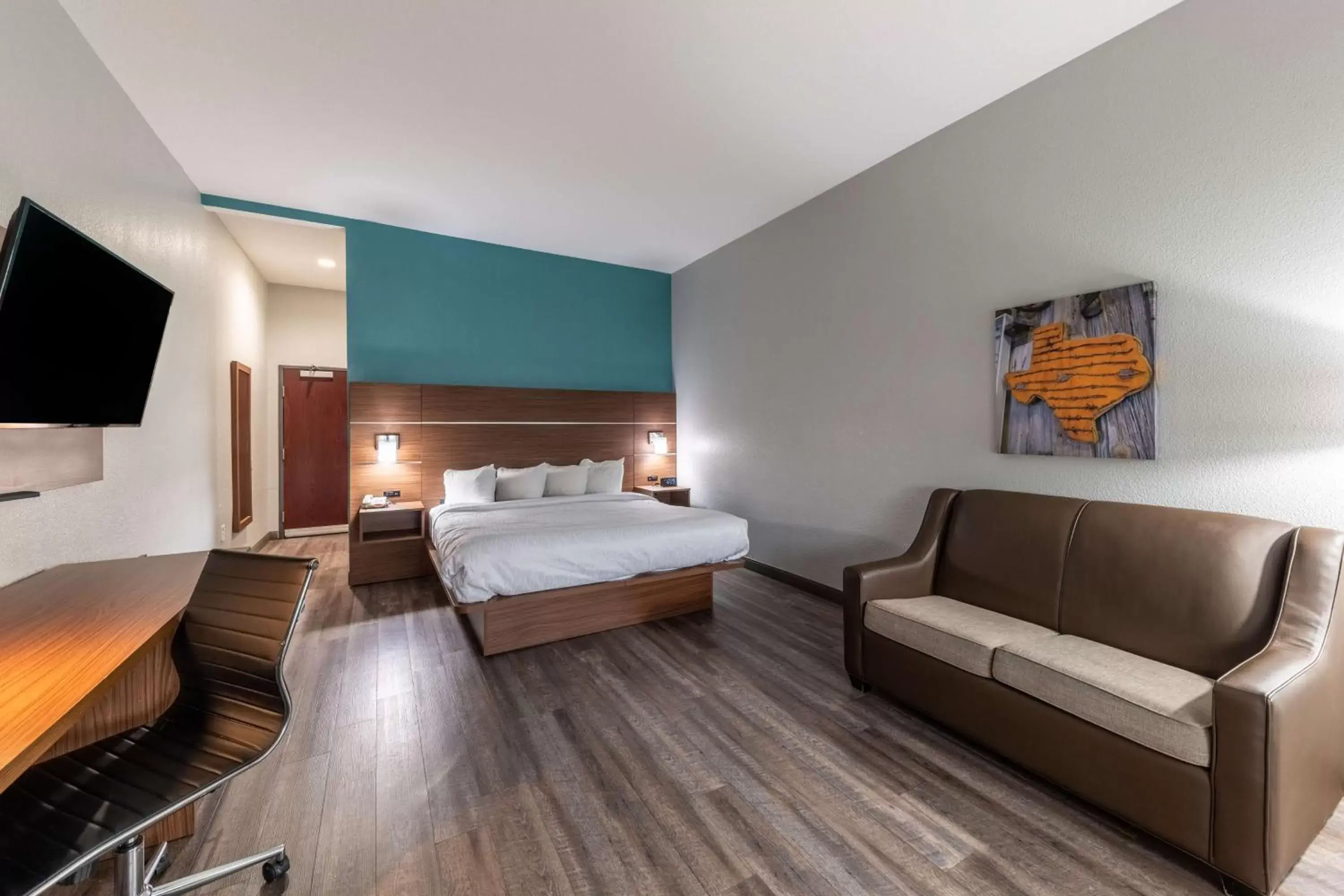 Bedroom, Bed in Best Western Bowie Inn & Suites Bedroom, Bed in Best Western Bowie Inn & Suites