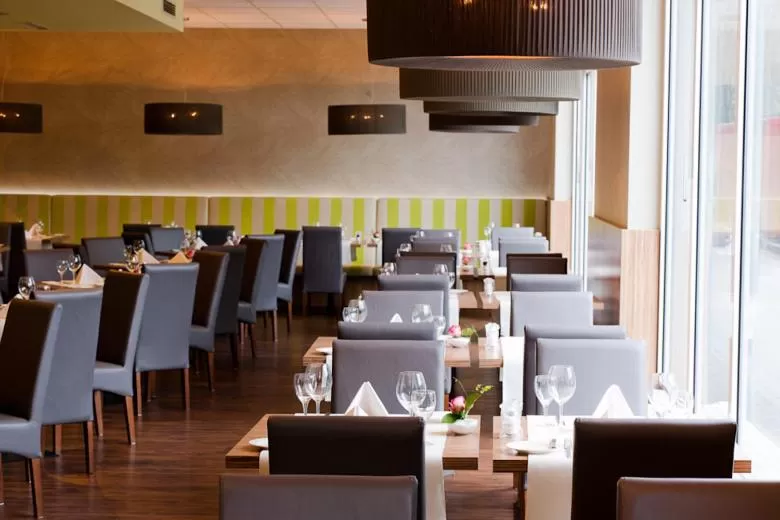 Restaurant/places to eat in Mercure Hotel Hamburg am Volkspark