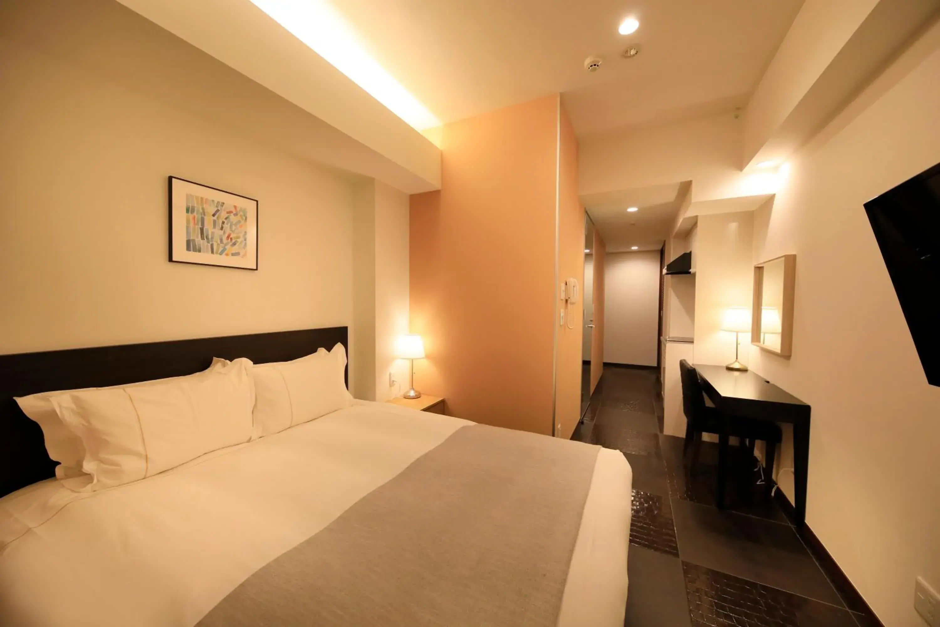 Bed in Centurion Hotel Residential Akasaka Station